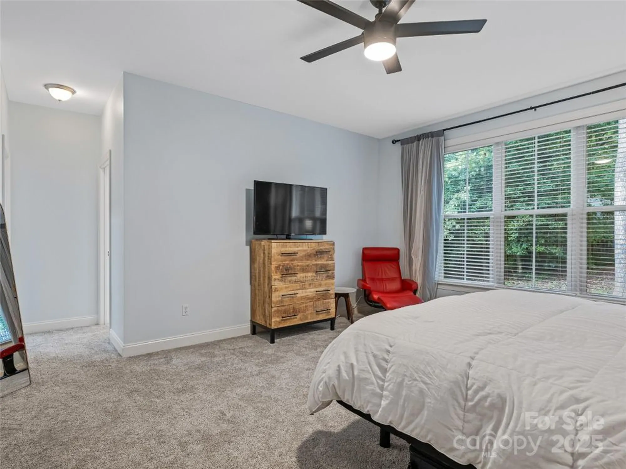 Property Slideshow image 22 of 36 | 257 fennel dun cir, Biltmore Lake, NC, 28715