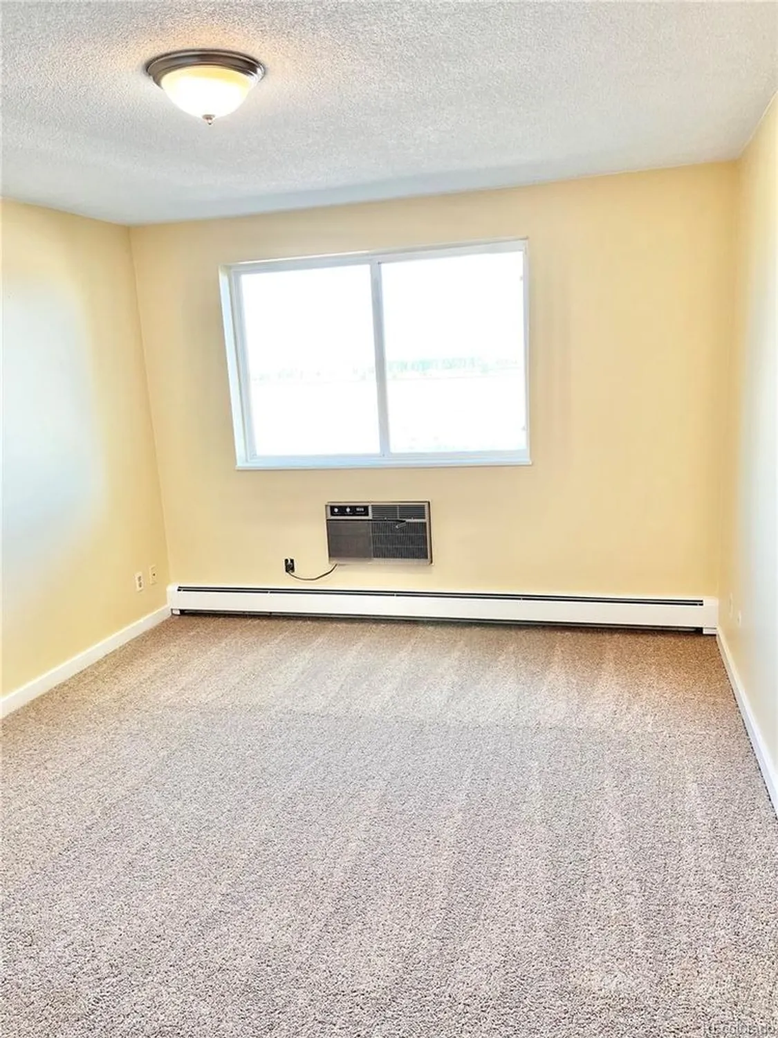 Property Slideshow image 9 of 18 | 9335 e center ave apt 8b, Denver, CO, 80247