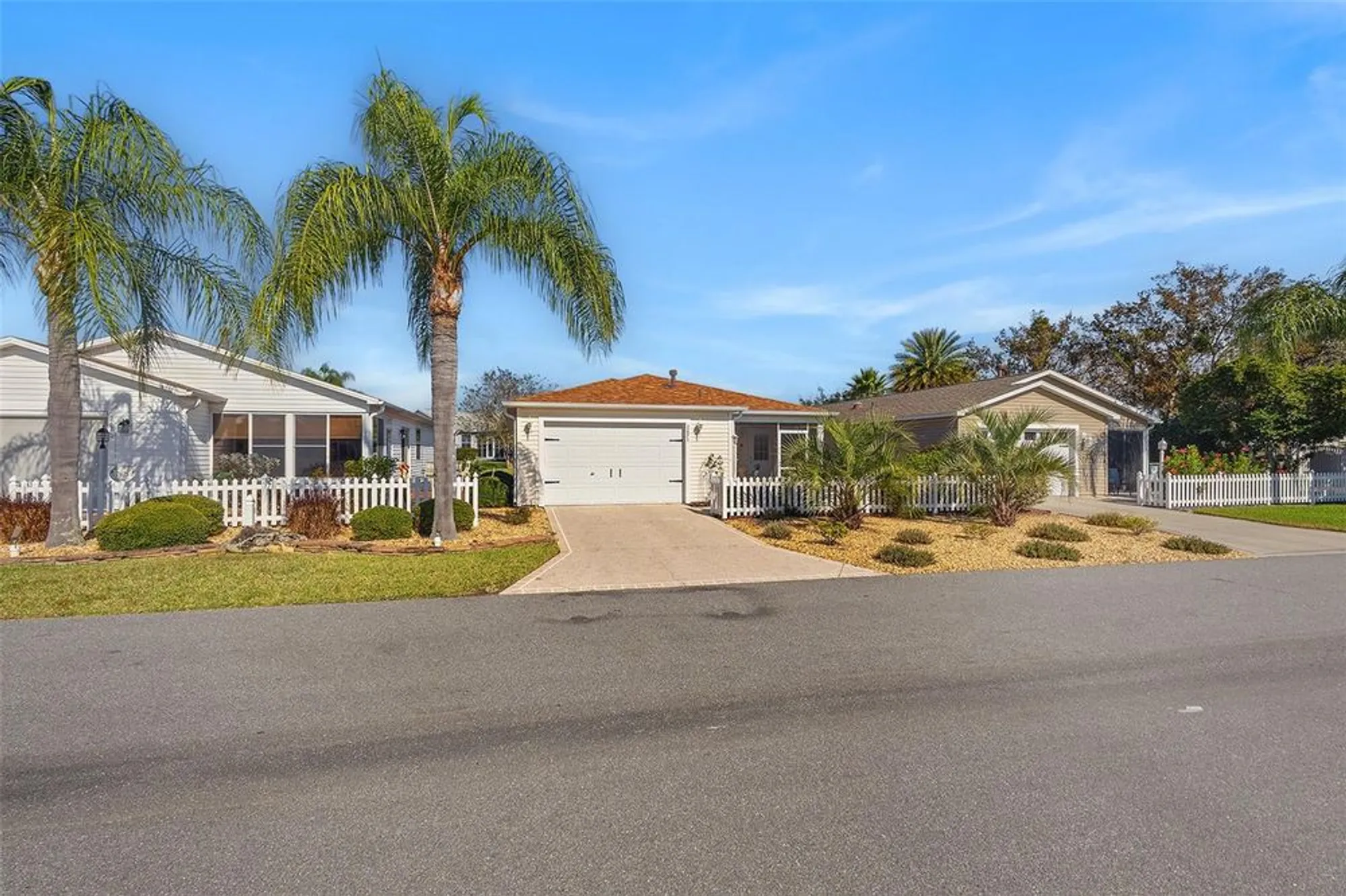 Property Slideshow image 25 of 26 | 2671 collington dr, The Villages, FL, 32162