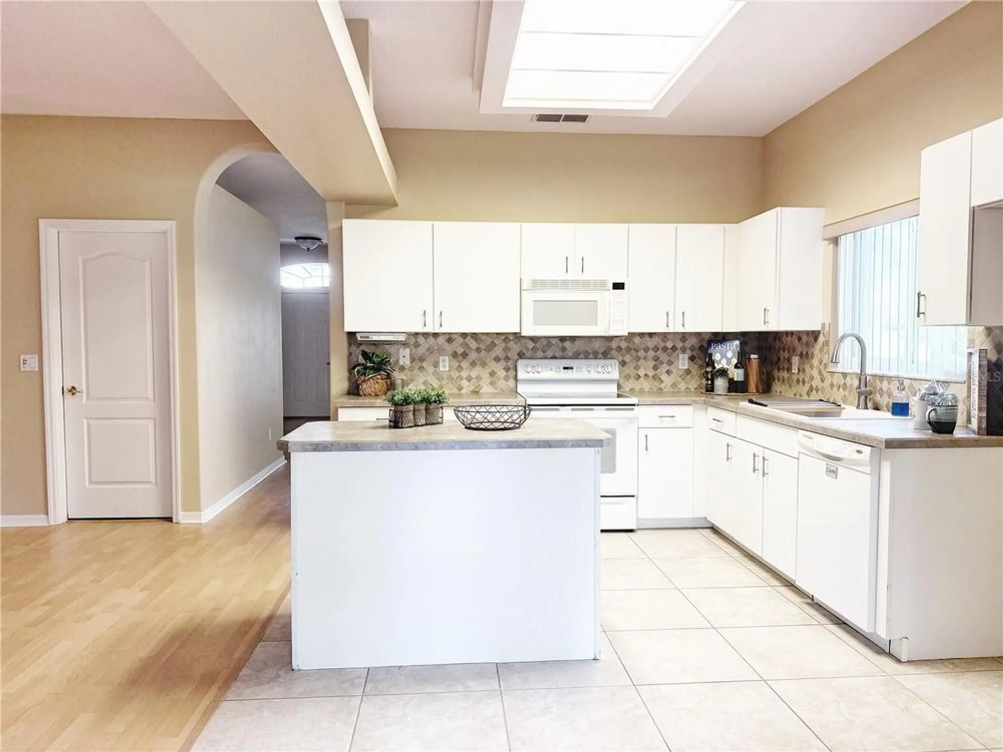 Property Slideshow image 15 of 53 | 3416 capland ave, Clermont, FL, 34711