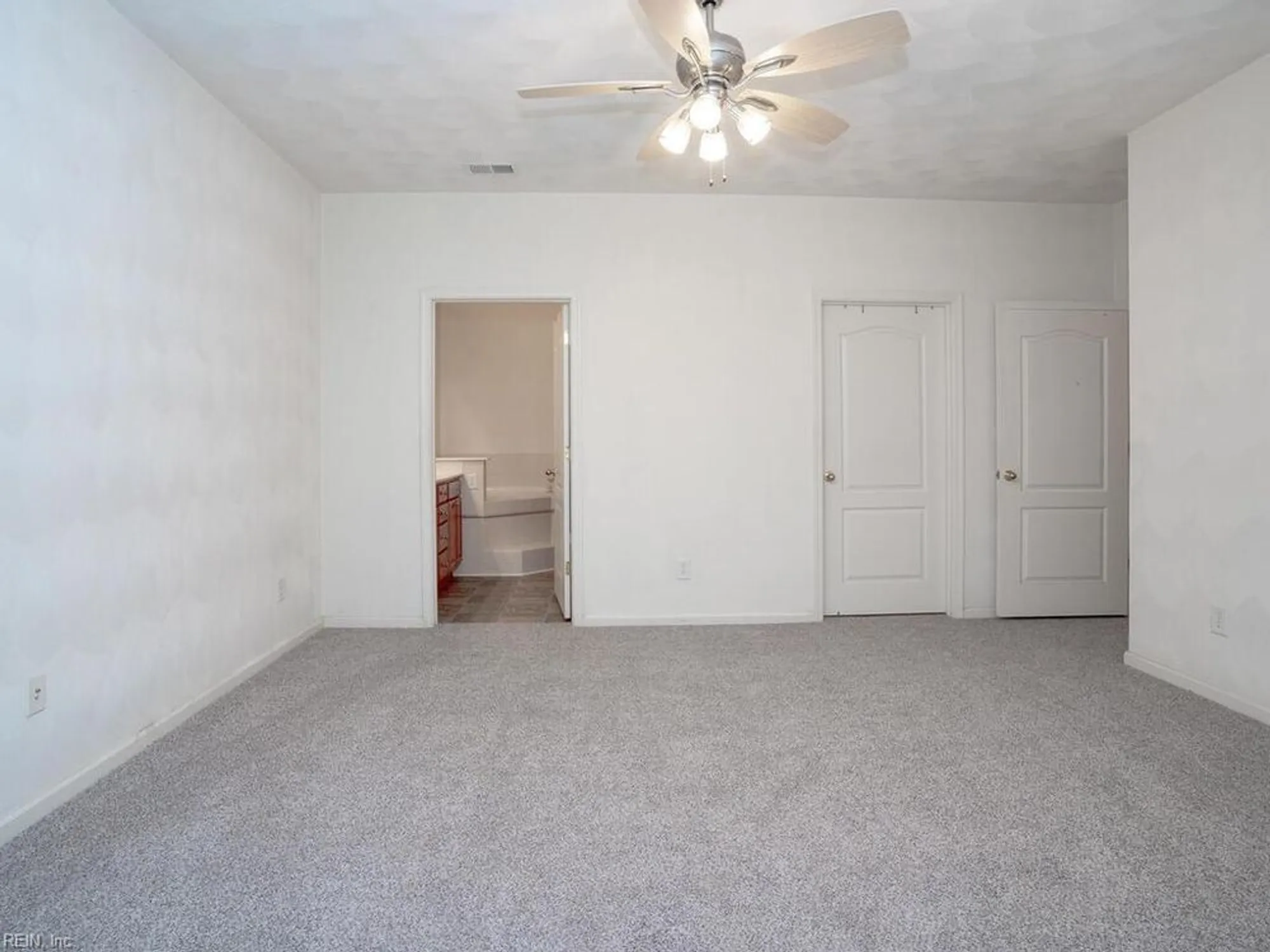 Property Slideshow image 32 of 36 | 2849 majestic oak ct, Virginia Beach, VA, 23456