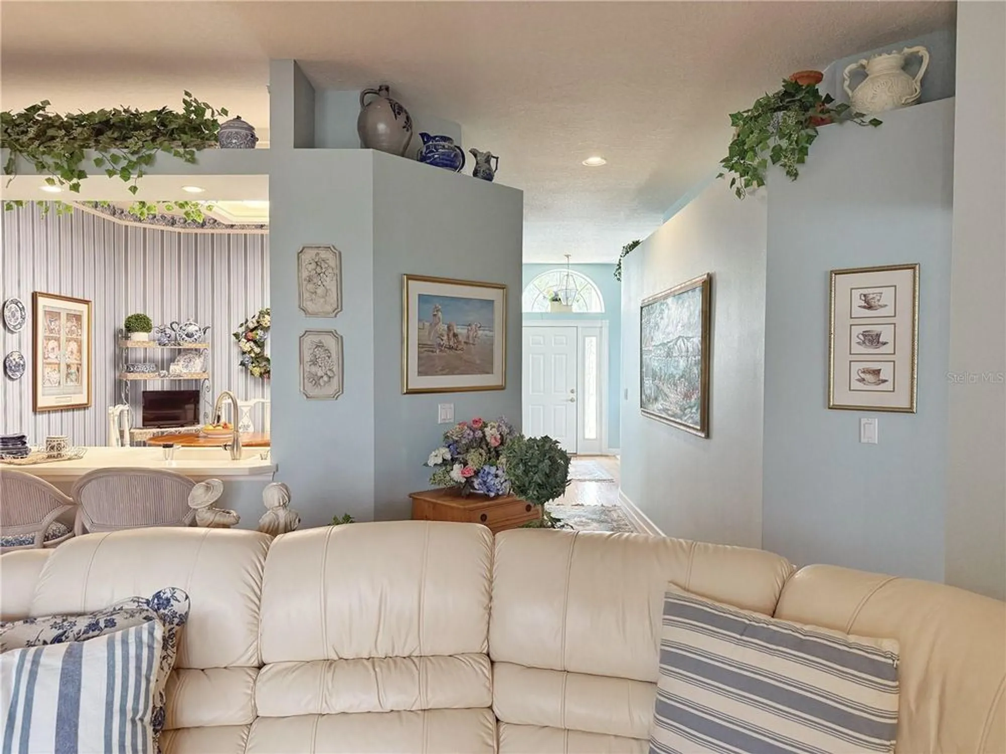 Property Slideshow image 5 of 54 | 2134 saint ives ct, Clermont, FL, 34711