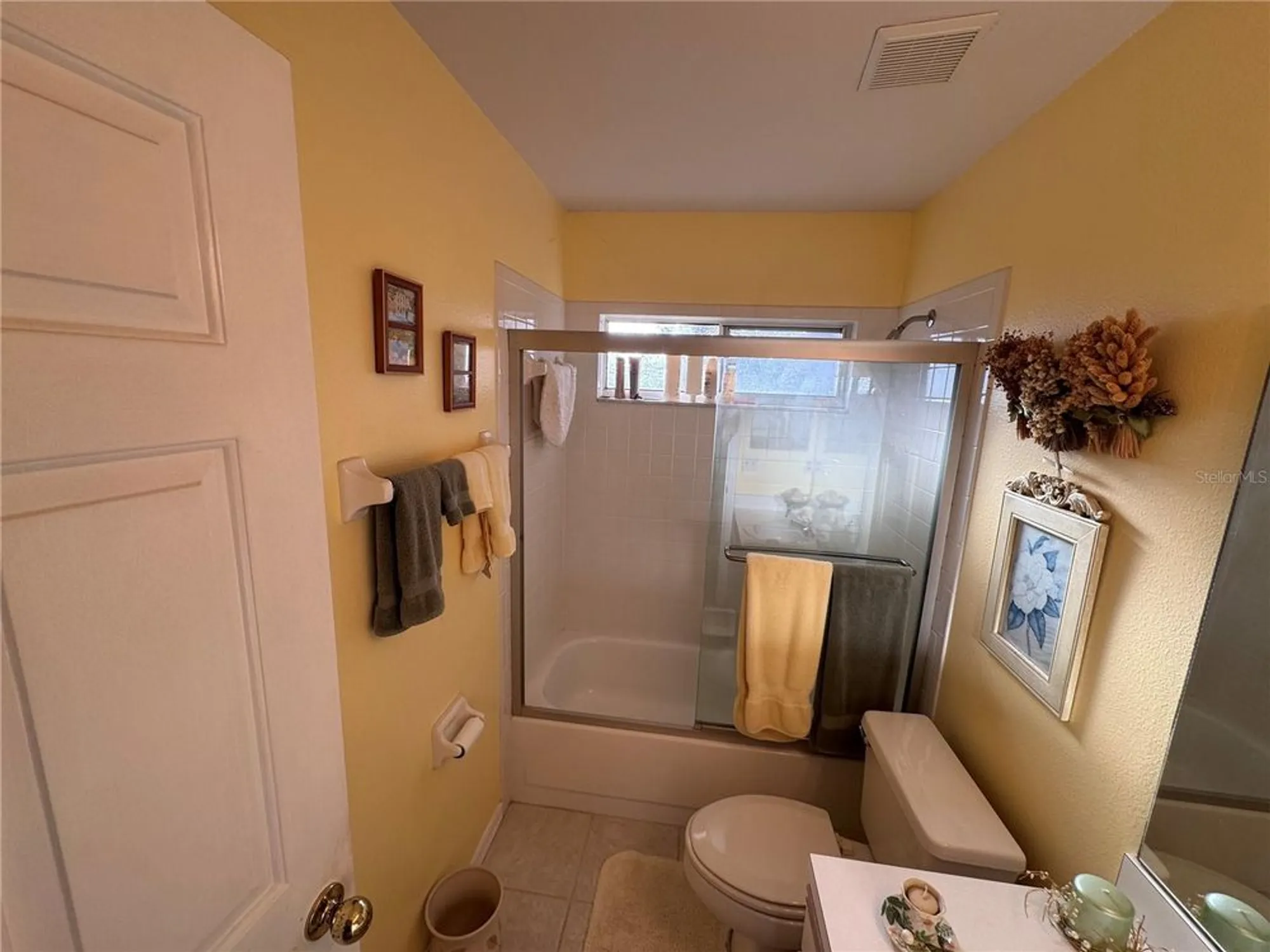 Property Slideshow image 32 of 100 | 25527 oak aly, Leesburg, FL, 34748