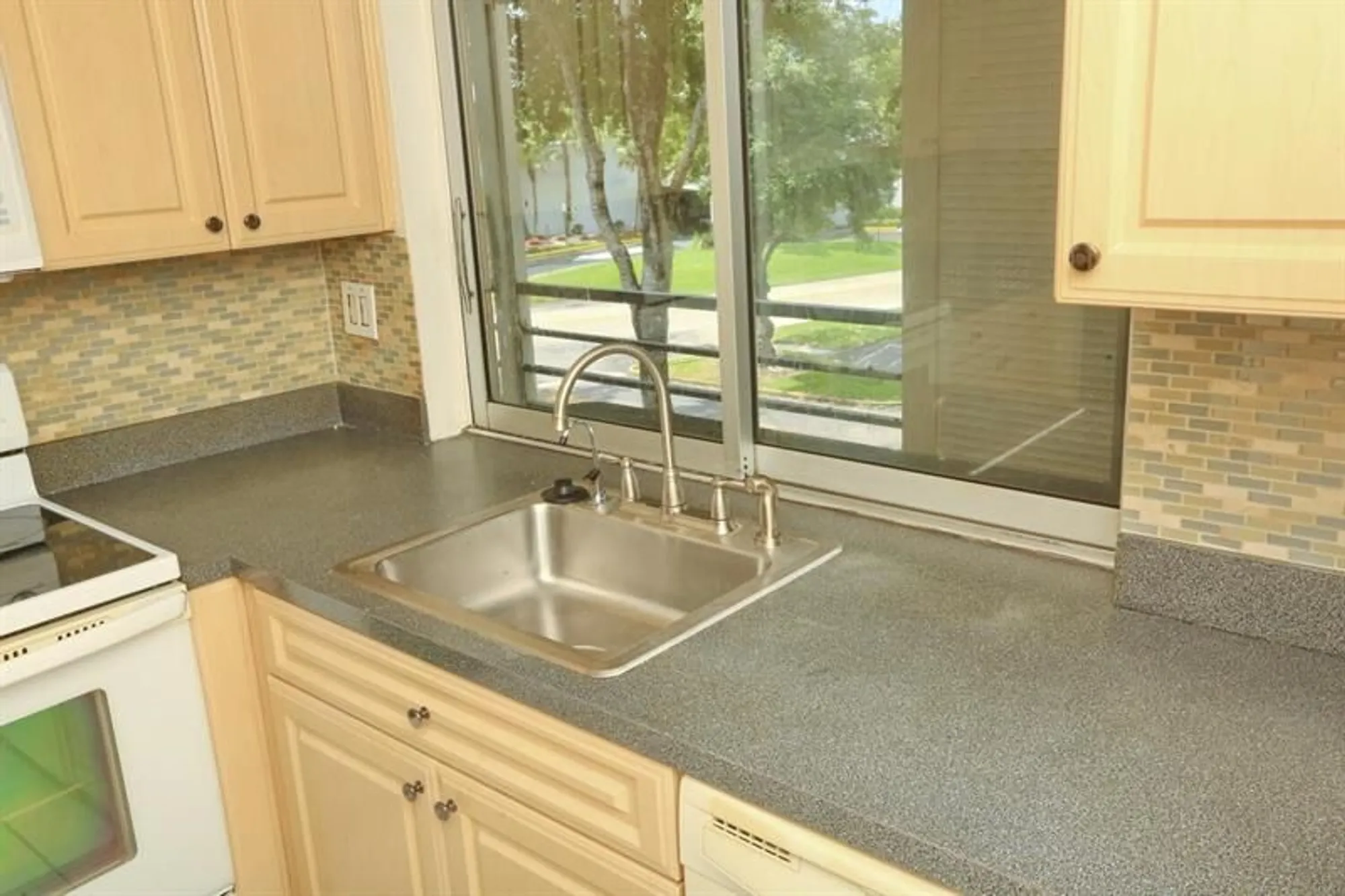 Property Slideshow image 15 of 30 | 9151 lime bay blvd 310, Tamarac, FL, 33321