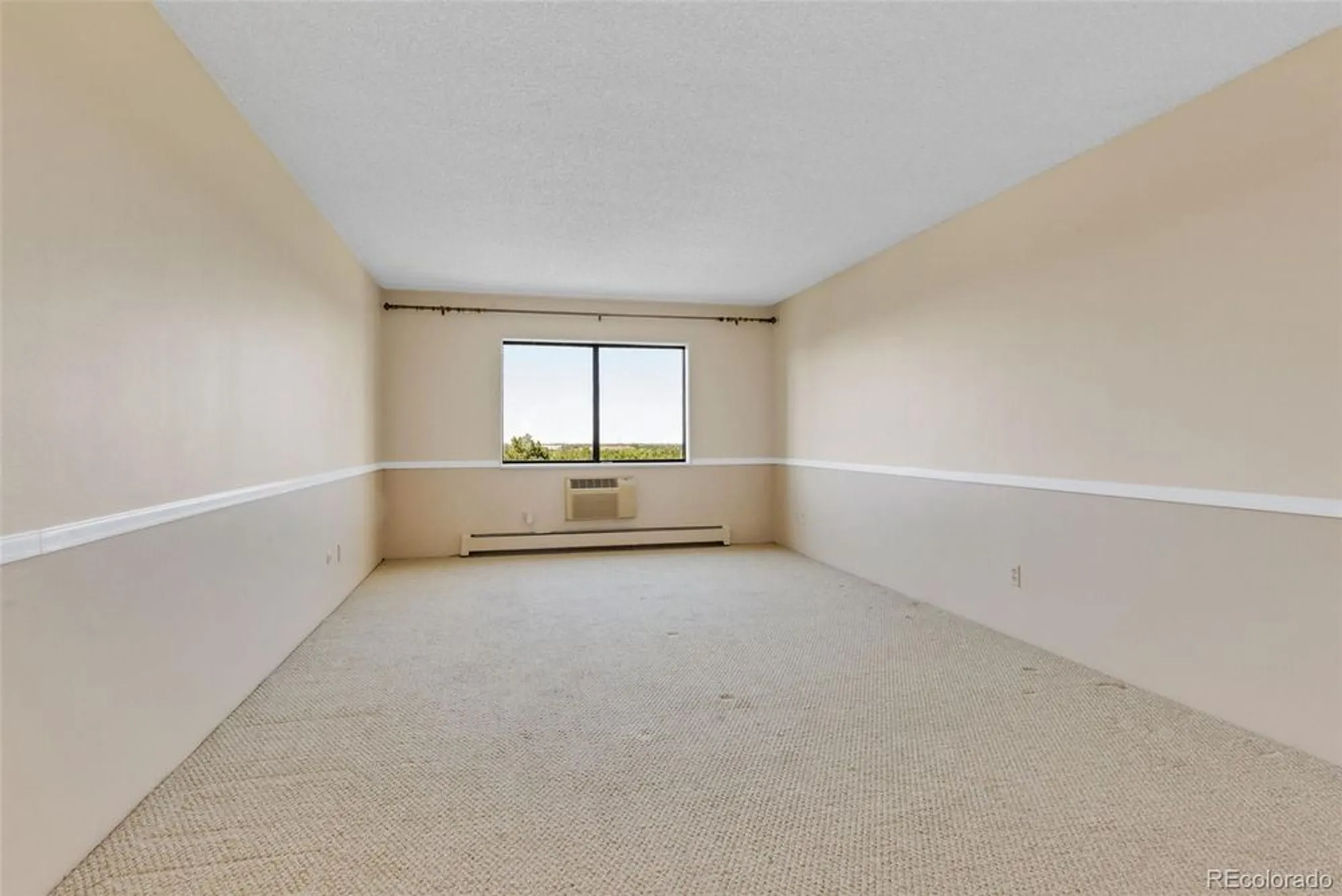 Property Slideshow image 27 of 50 | 14390 e marina dr apt 606, Aurora, CO, 80014