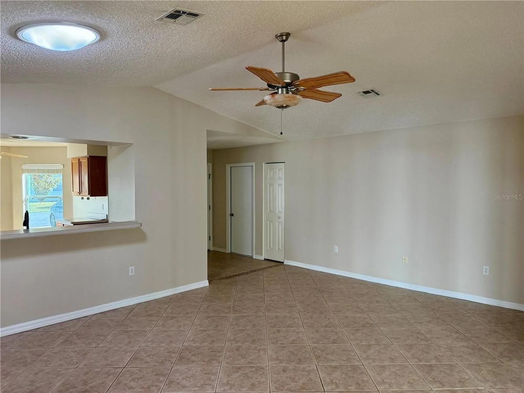 Property Slideshow image 8 of 38 | 409 westwood dr, Leesburg, FL, 34748