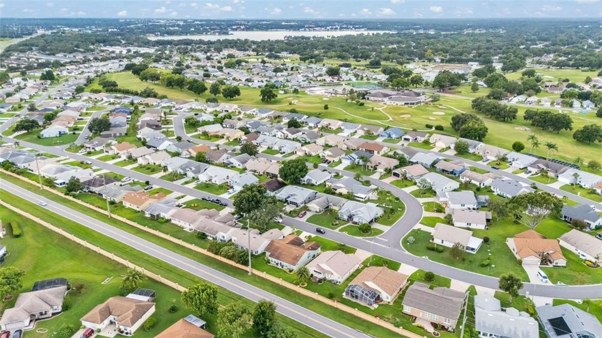 Property Slideshow image 43 of 51 | 6054 crane dr, Lakeland, FL, 33809