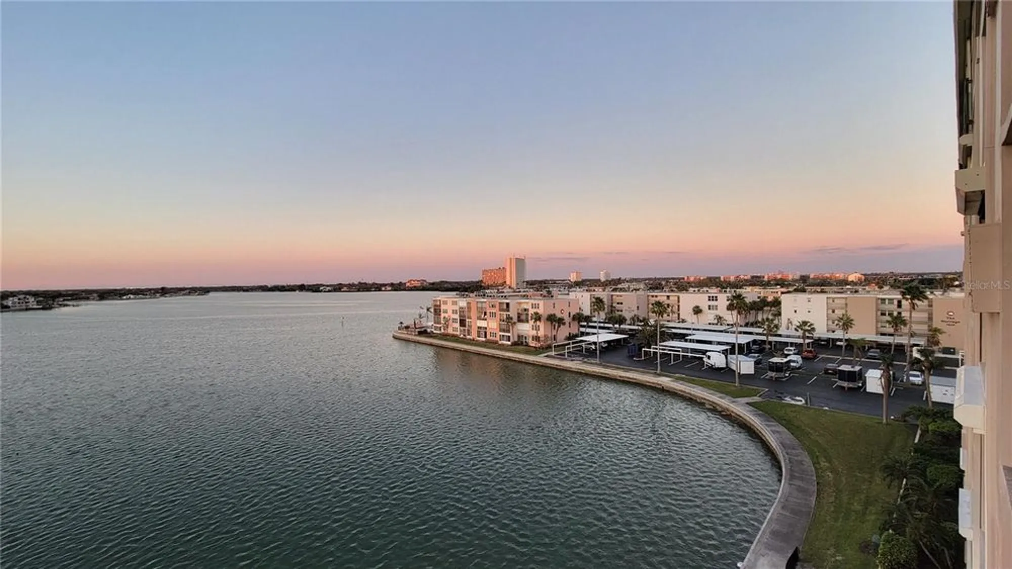 Property Slideshow image 17 of 100 | 7700 sun island dr 608, South Pasadena, FL, 33707