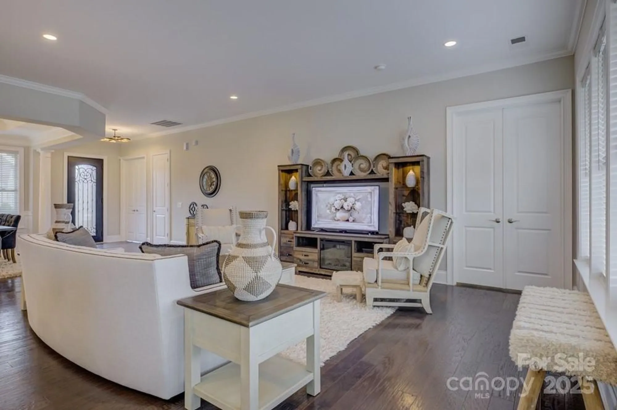 Property Slideshow image 11 of 48 | 14503 crest ct, Charlotte, NC, 28278
