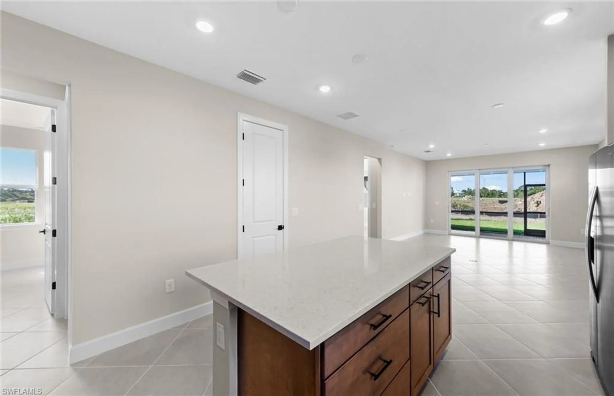Property Slideshow image 12 of 47 | 7152 chapel creek ln, North Fort Myers, FL, 33917