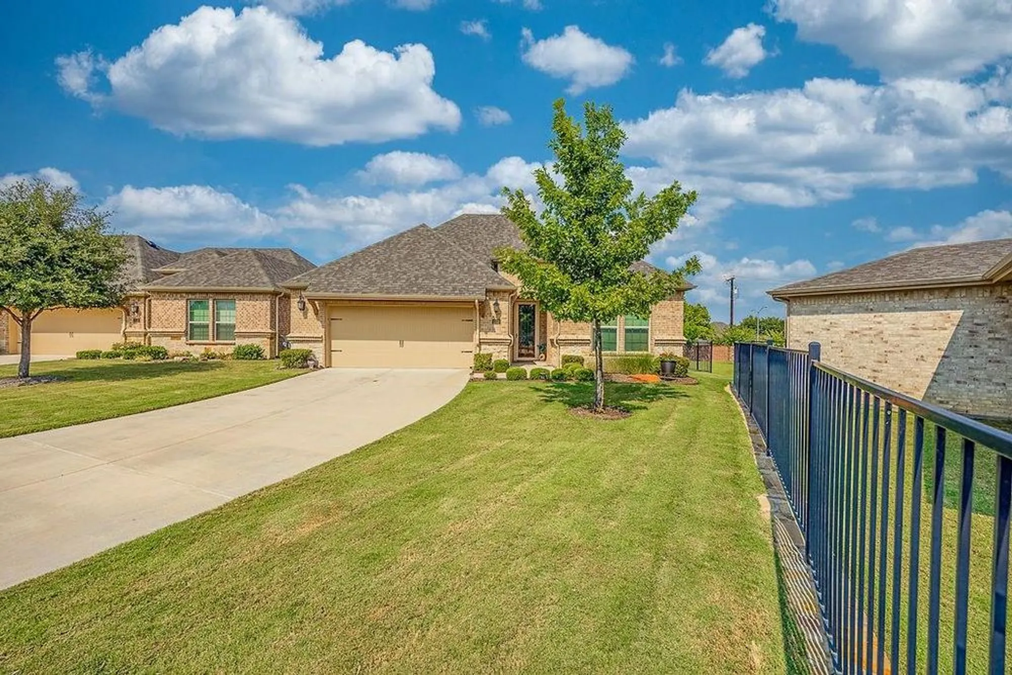 Property Slideshow image 36 of 40 | 2123 ladera way 2123, Mansfield, TX, 76063