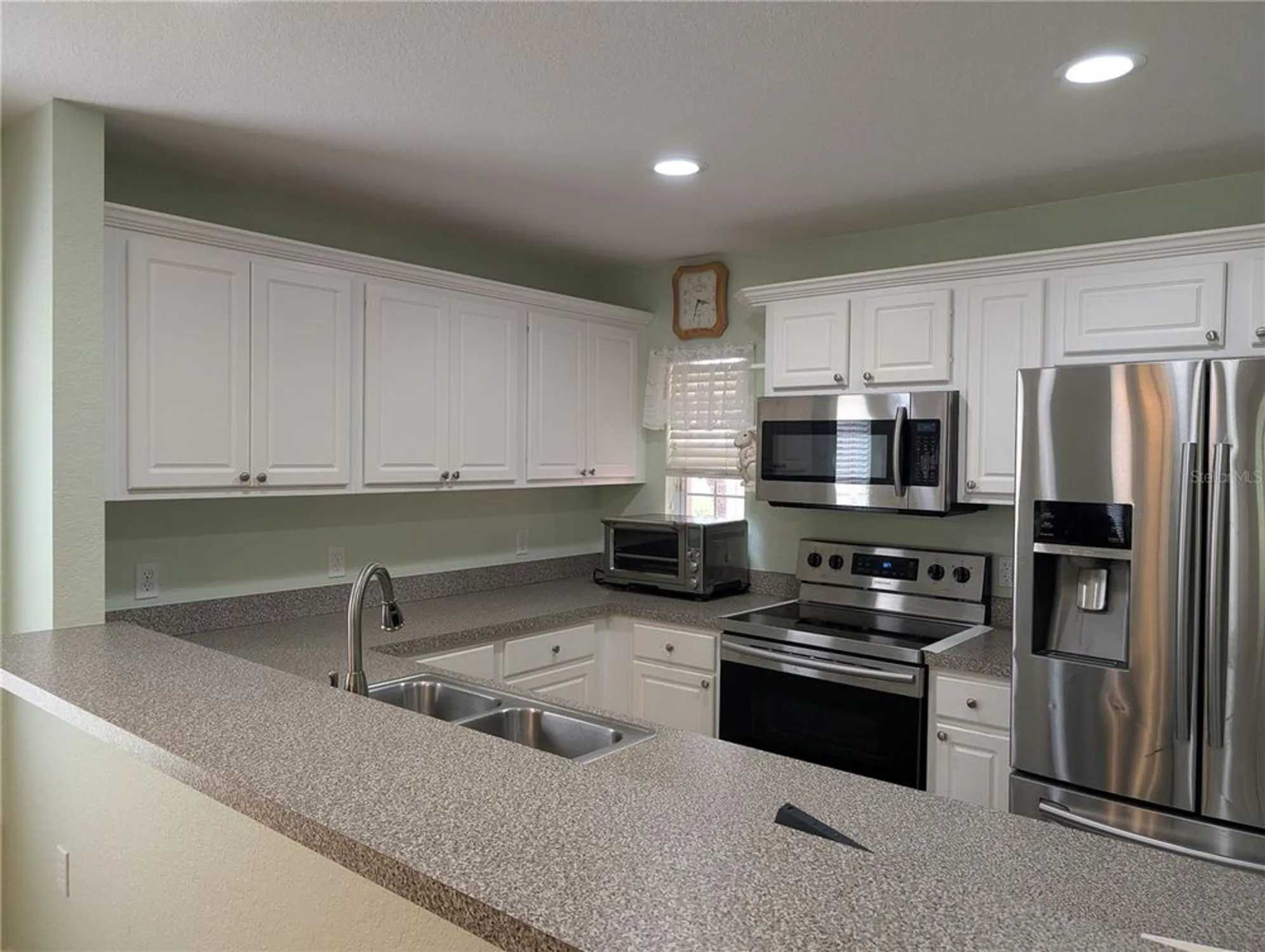 Property Slideshow image 7 of 50 | 4488 turnberry ln, Lake Wales, FL, 33859