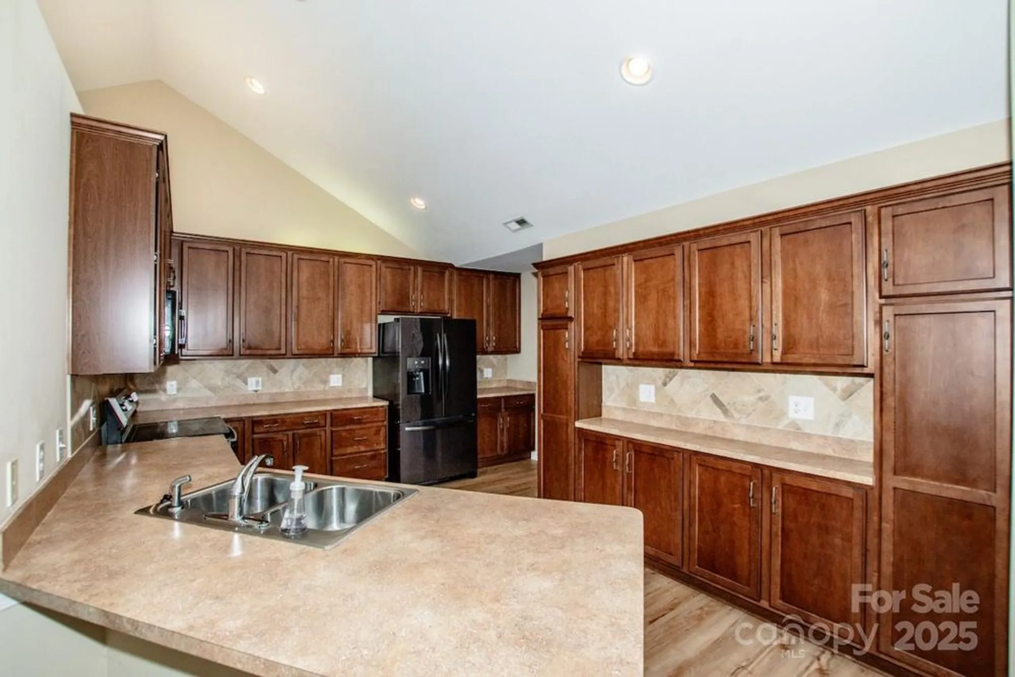 Property Slideshow image 13 of 25 | 4733 polo gate blvd, Charlotte, NC, 28216