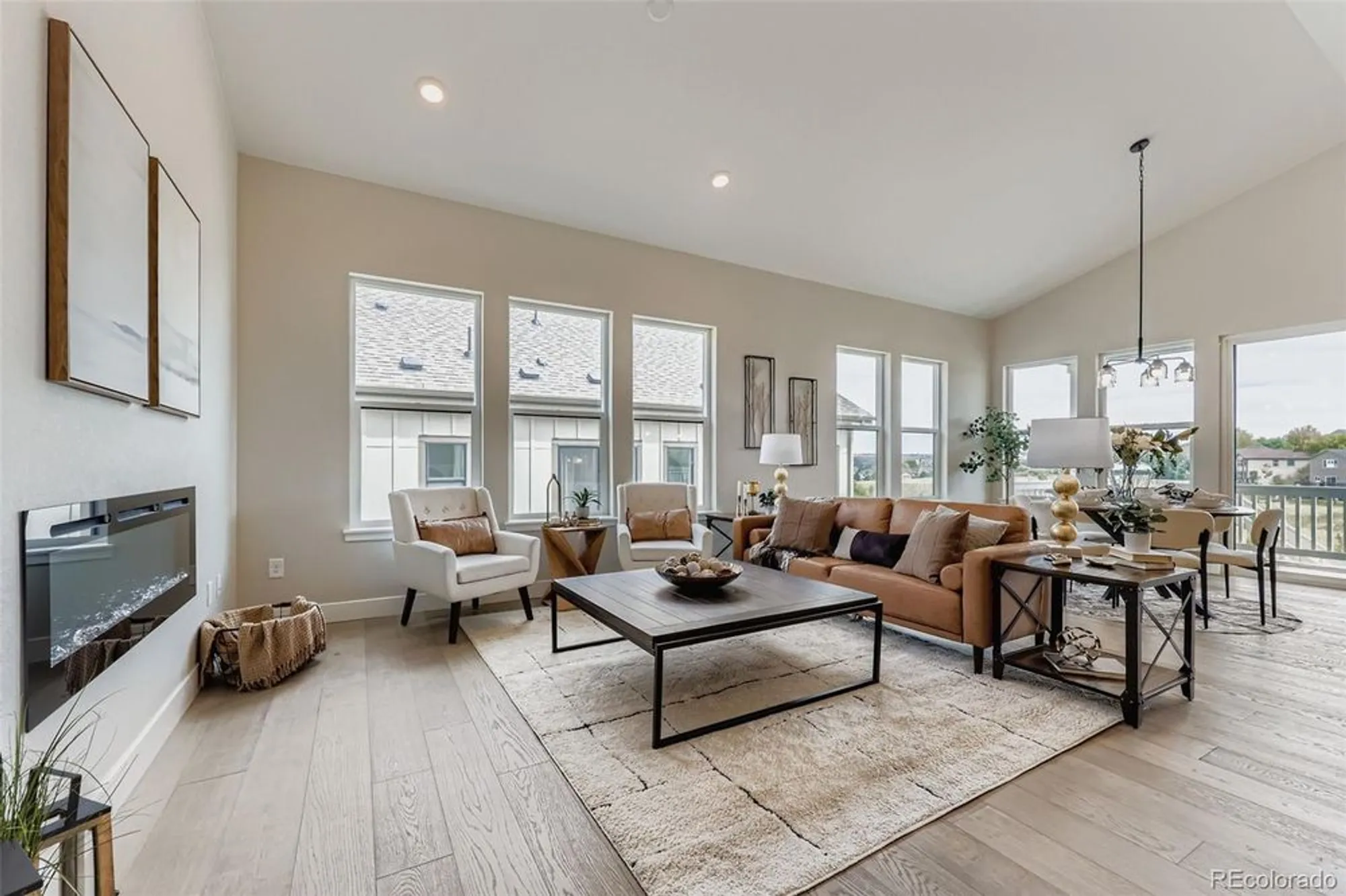 Property Slideshow image 4 of 39 | 2165 grayside cir, Castle Rock, CO, 80109