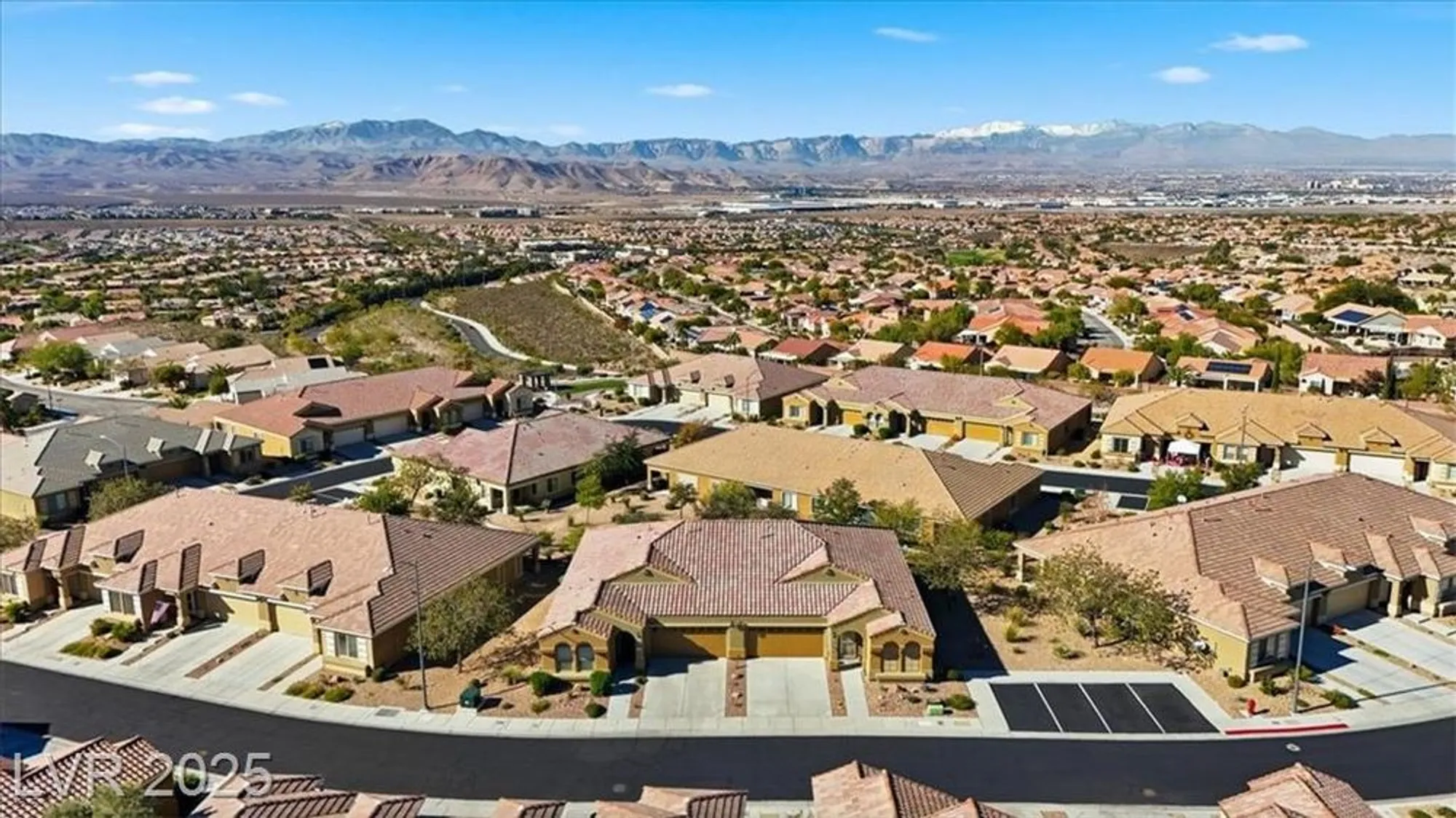 Property Slideshow image 34 of 35 | 2429 sun grazer st, Henderson, NV, 89044