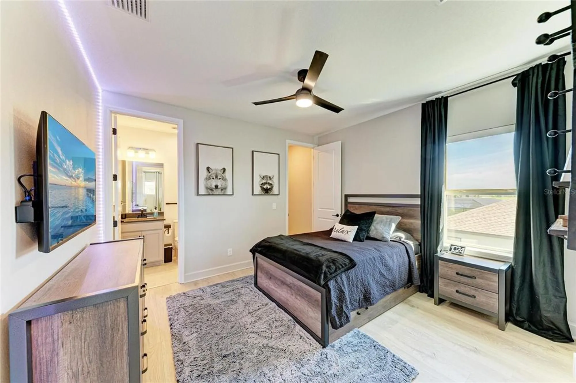 Property Slideshow image 65 of 100 | 16115 mount holly dr, Bradenton, FL, 34211