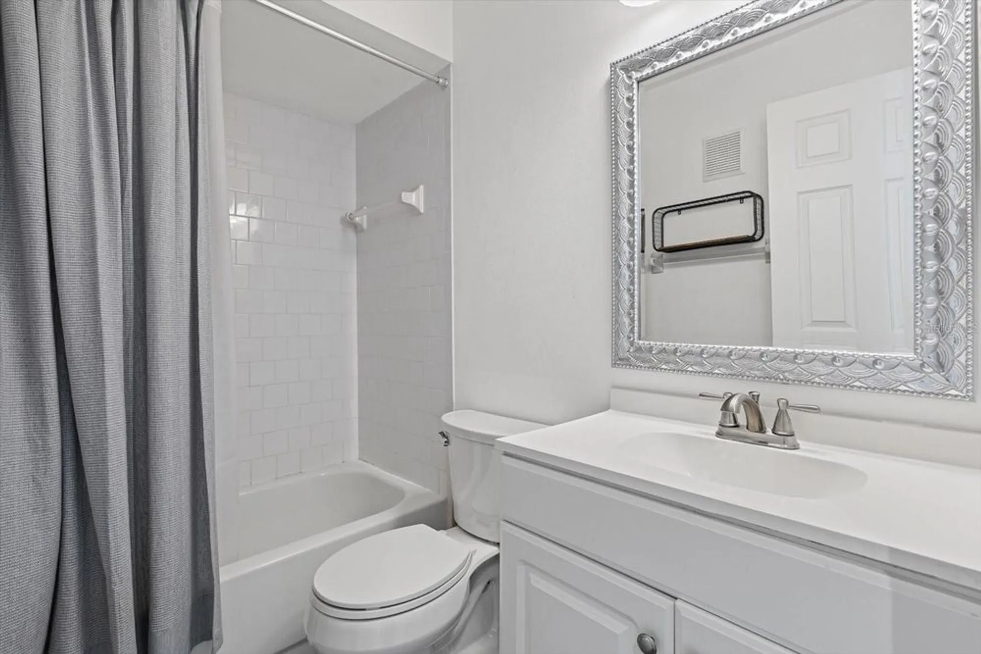 Property Slideshow image 23 of 65 | 970 sandpiper cir # 970, Bradenton, FL, 34209