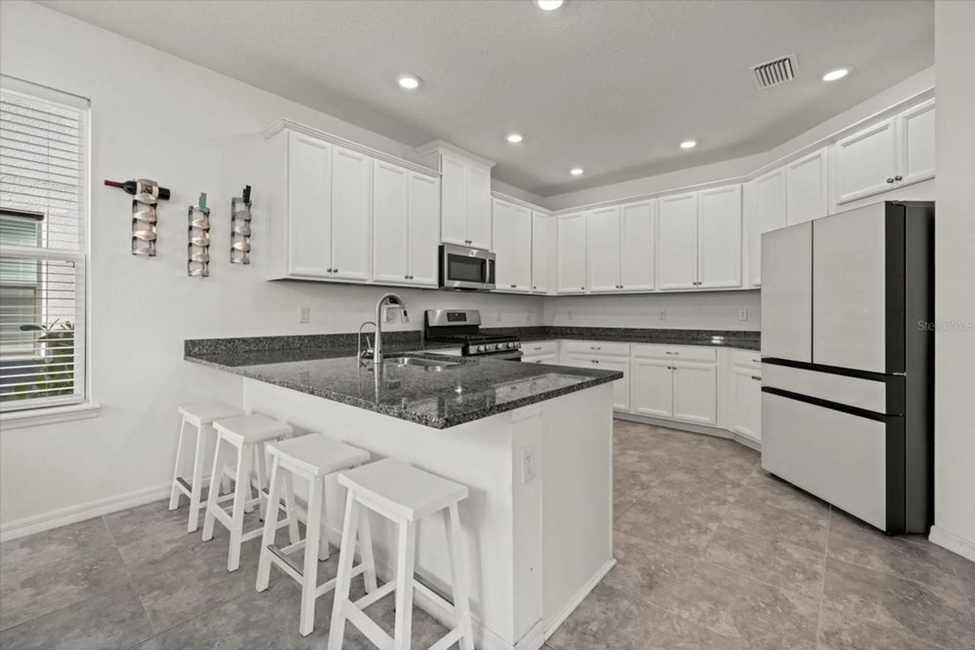 Property Slideshow image 3 of 46 | 16226 paynes mill dr, Lakewood Ranch, FL, 34211