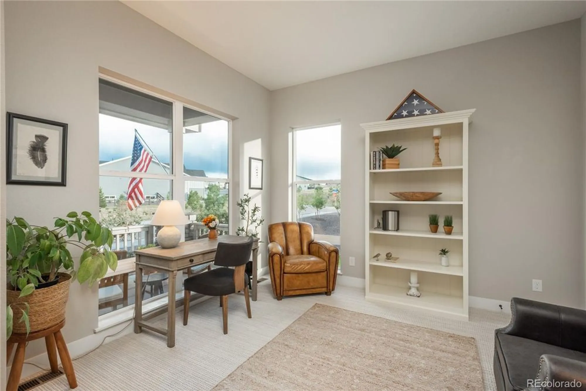 Property Slideshow image 15 of 49 | 5665 shadescale way, Castle Rock, CO, 80104