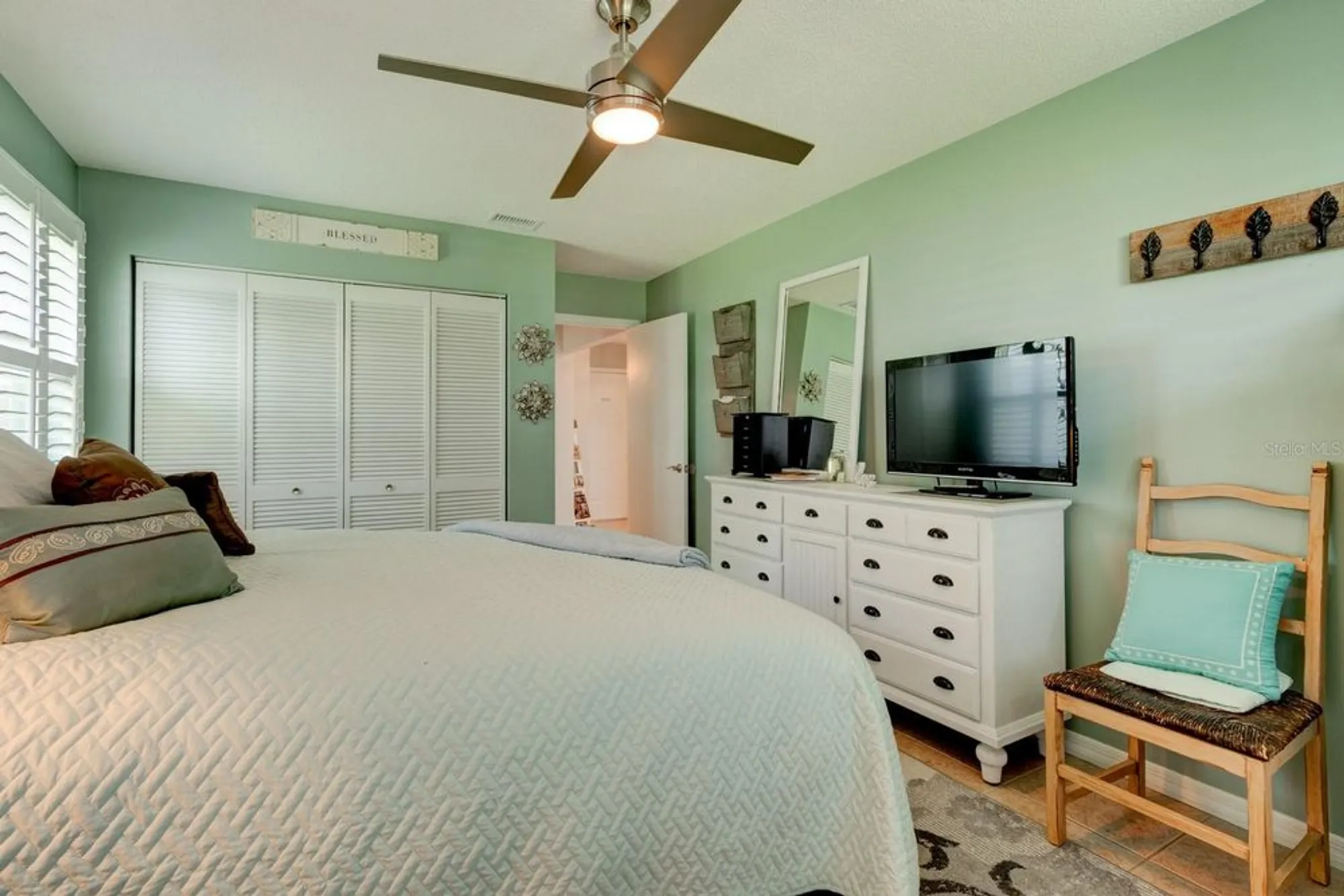 Property Slideshow image 15 of 28 | 116 duck hawk cir 3040, Daytona Beach, FL, 32119
