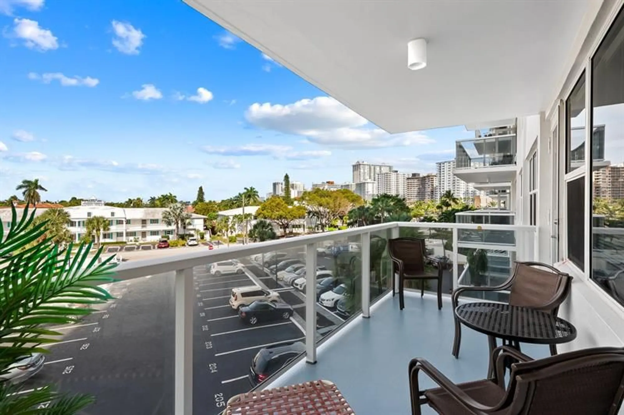 Property Slideshow image 3 of 61 | 3300 ne 36th st 302, Fort Lauderdale, FL, 33308