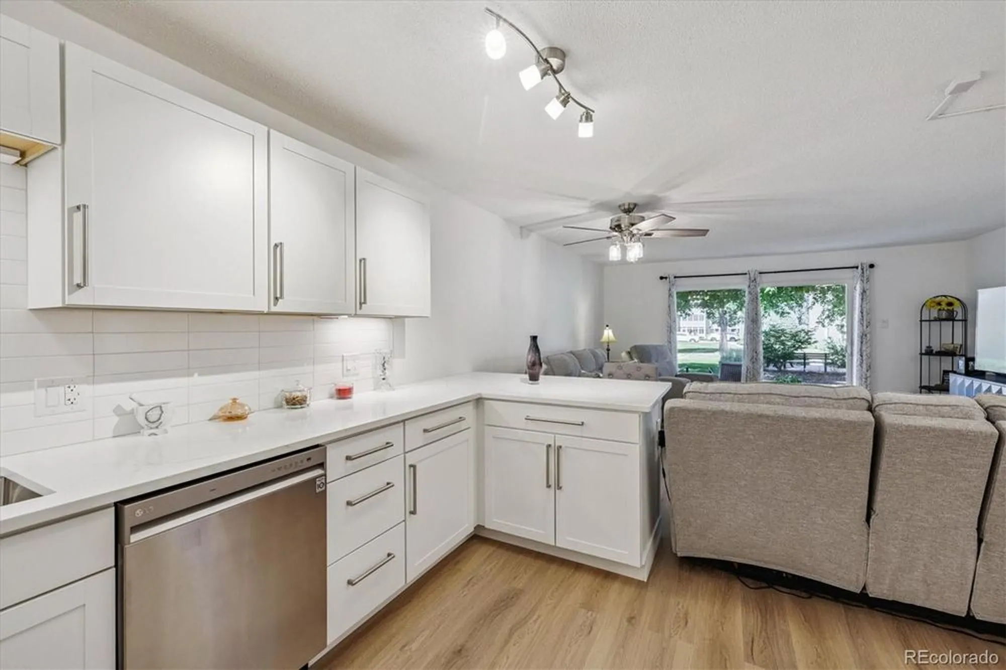 Property Slideshow image 6 of 39 | 745 s alton way unit 11a, Denver, CO, 80247