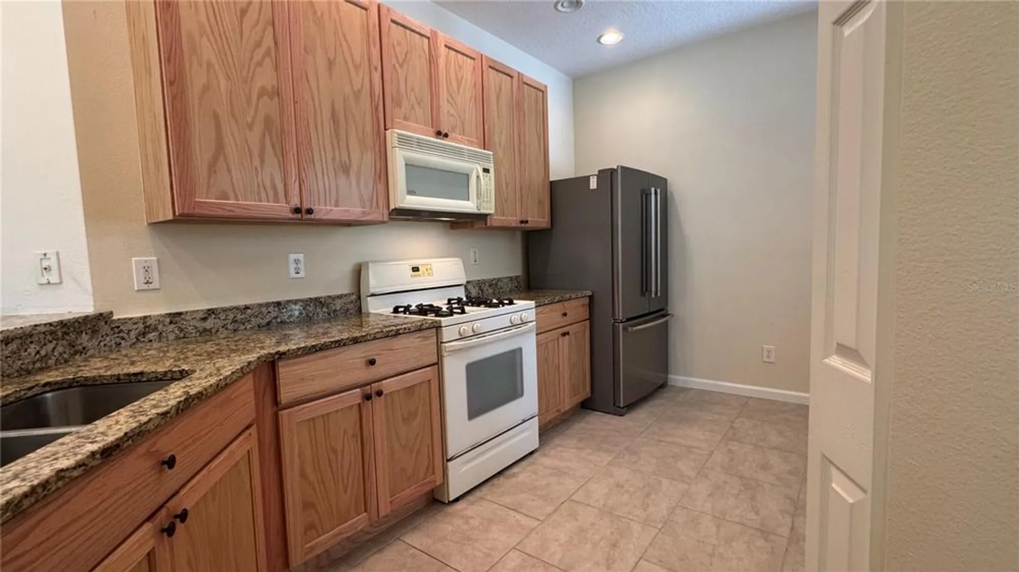 Property Slideshow image 6 of 24 | 8228 simpson falls ct, Sarasota, FL, 34243