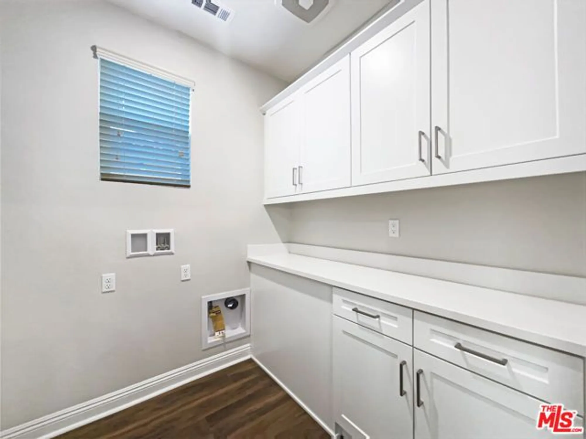 Property Slideshow image 17 of 30 | 20543 martingale pl, Santa Clarita, CA, 91350