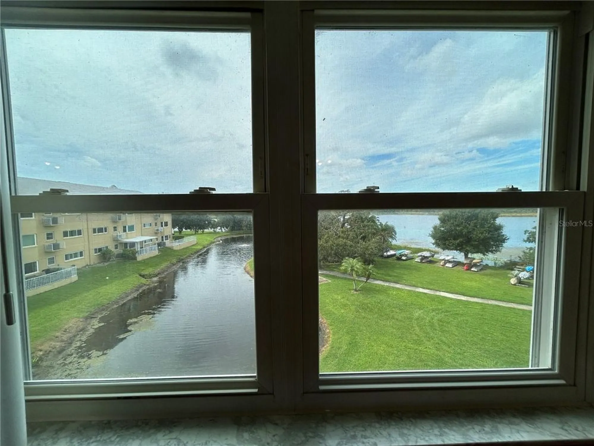 Property Slideshow image 15 of 34 | 2221 norwegian dr 57, Clearwater, FL, 33763