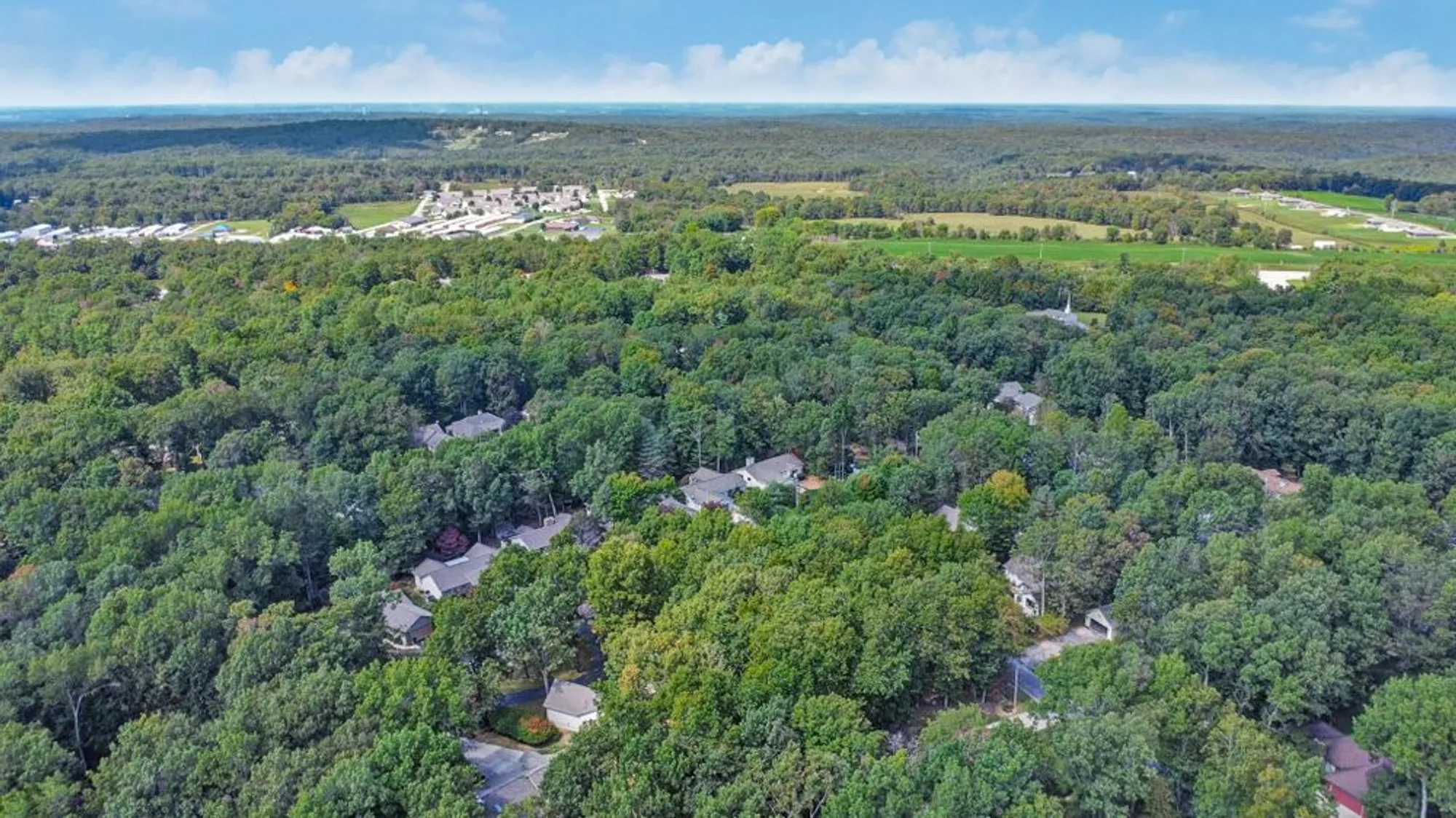 Property Slideshow image 3 of 33 | 19 trafalgar ln, Crossville, TN, 38558