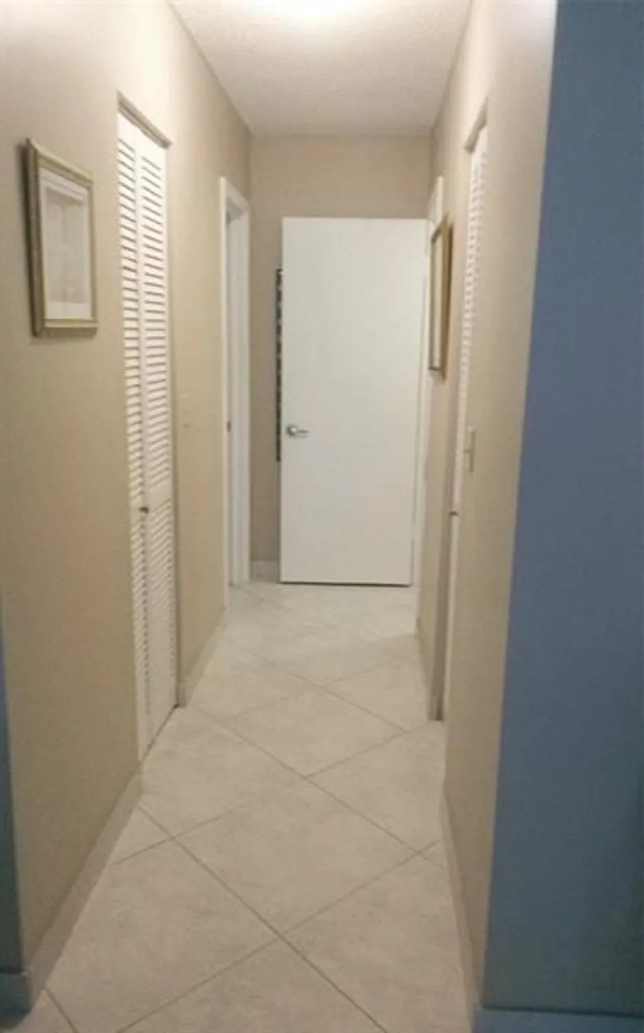 Property Slideshow image 19 of 62 | 206 se 10th st 406, Dania Beach, FL, 33004