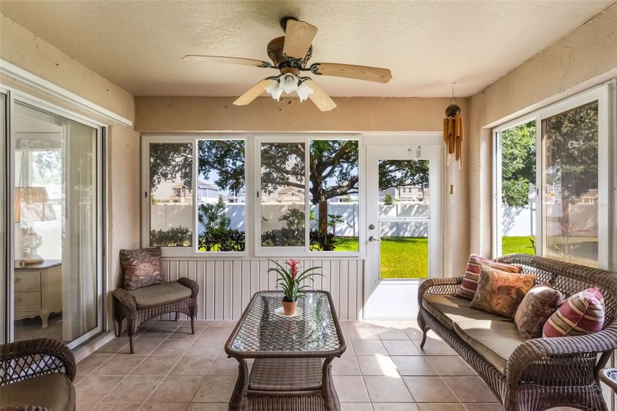 Property Slideshow image 23 of 36 | 284 lake suzanne dr, Lake Wales, FL, 33859