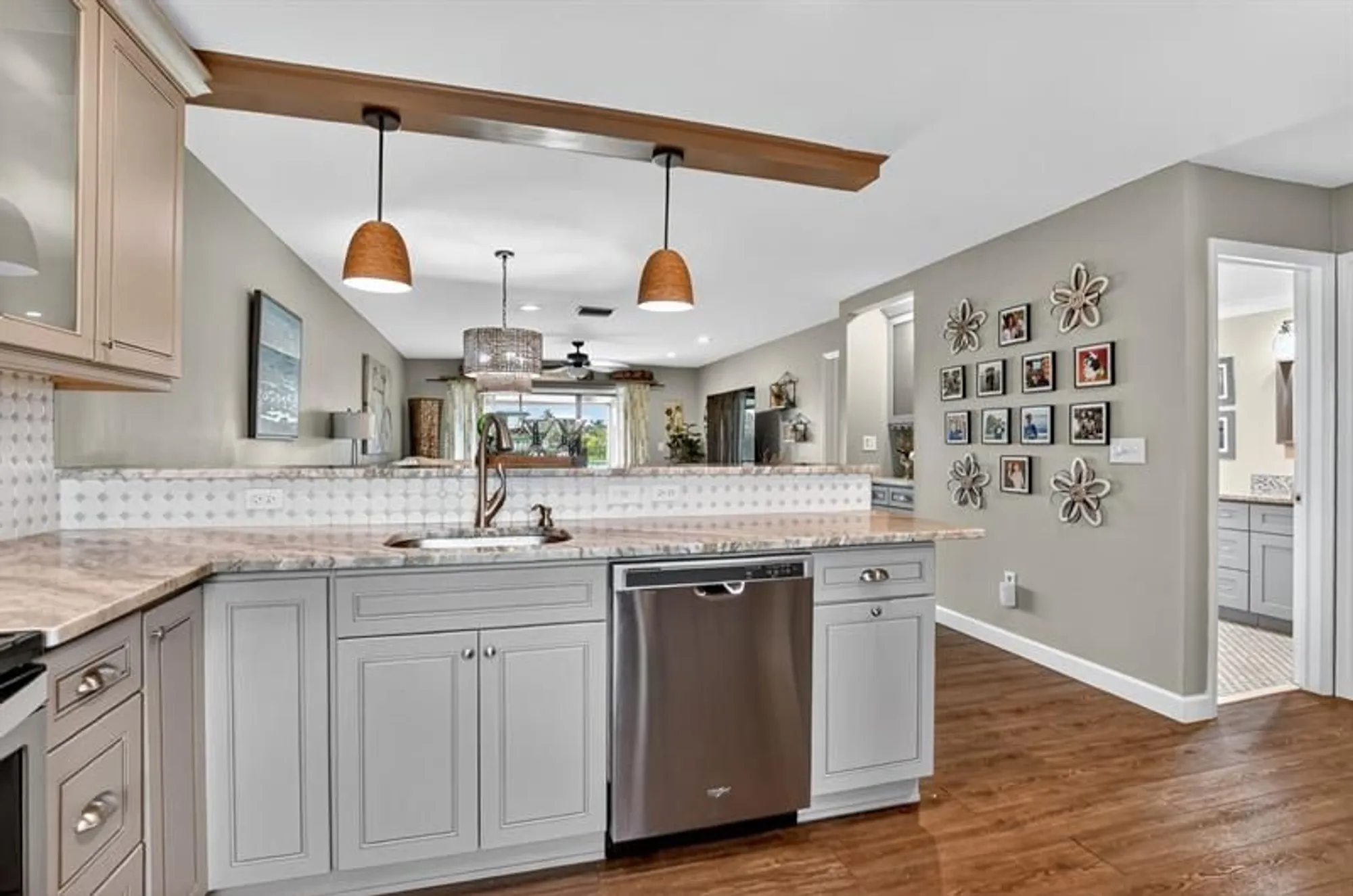 Property Slideshow image 6 of 46 | 21219 lago cir j, Boca Raton, FL, 33433