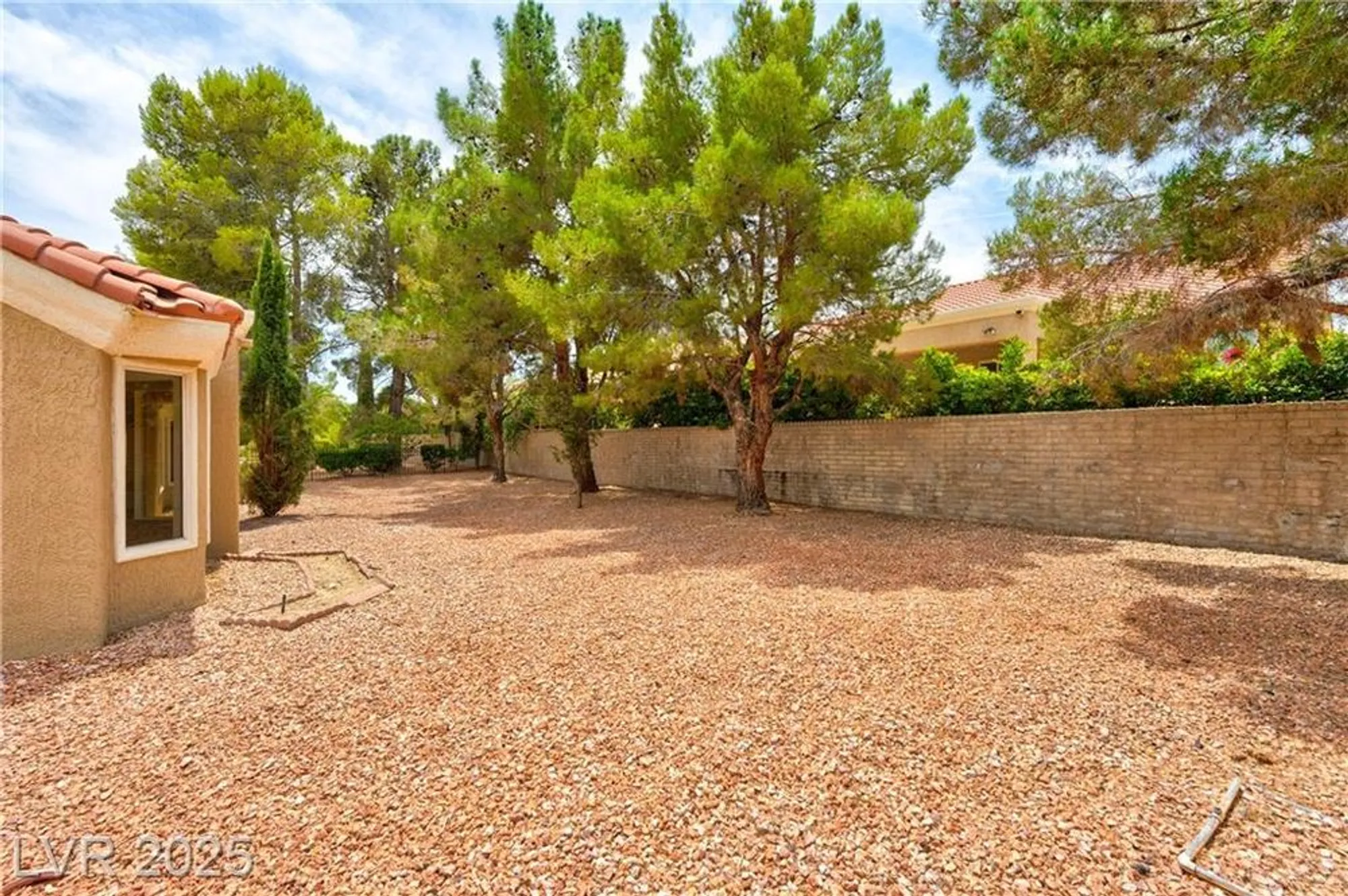 Property Slideshow image 31 of 35 | 2645 saltbush dr, Las Vegas, NV, 89134