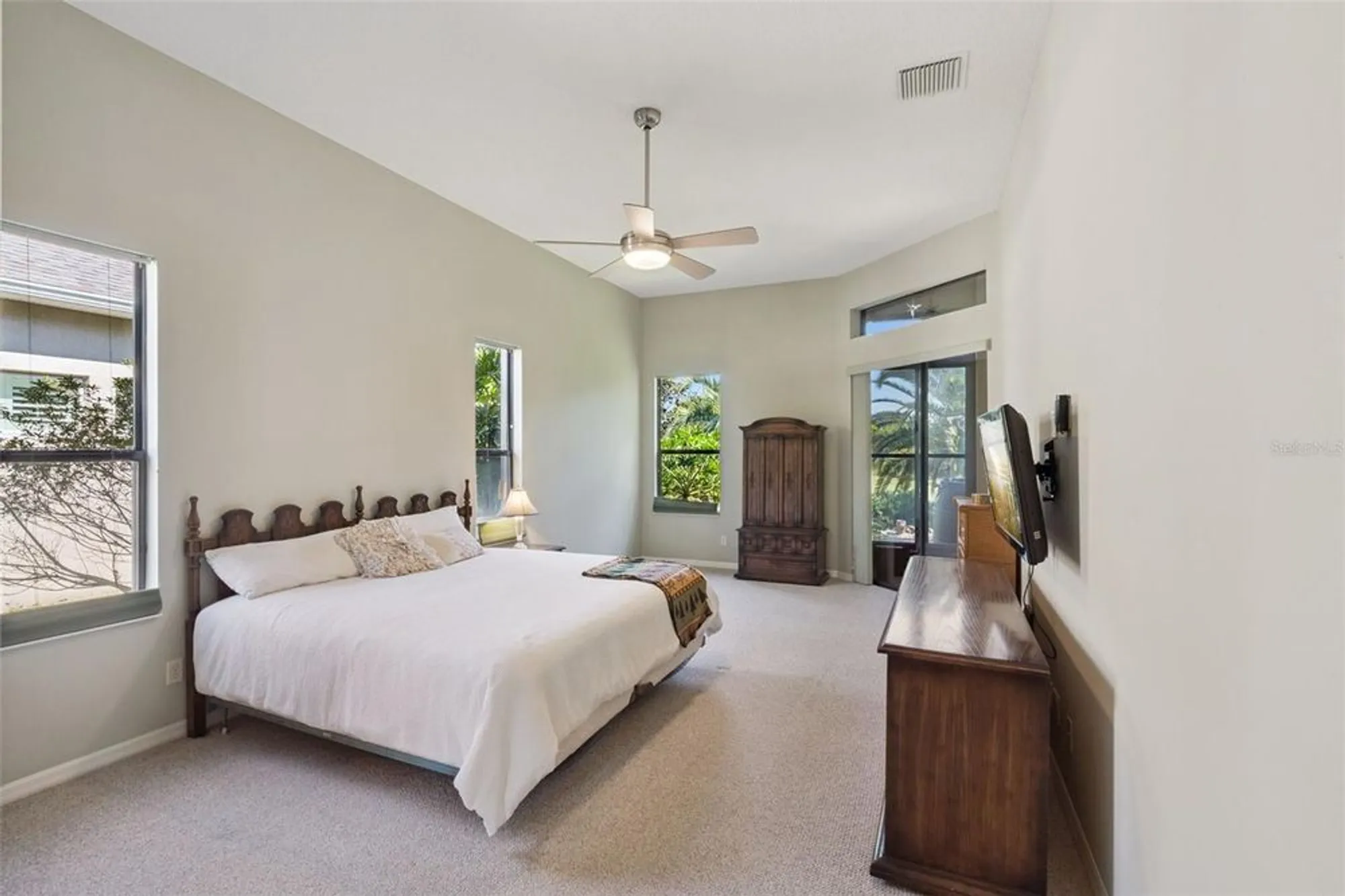 Property Slideshow image 22 of 47 | 27238 stoney brook dr, Leesburg, FL, 34748