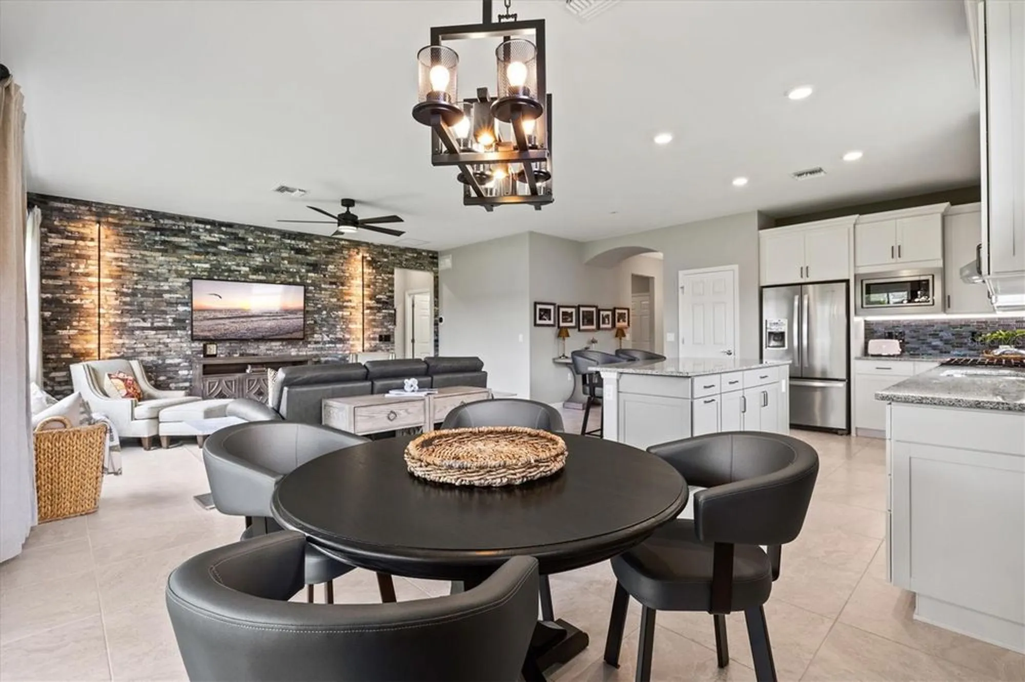 Property Slideshow image 11 of 80 | 16710 ellsworth ave, Bradenton, FL, 34202