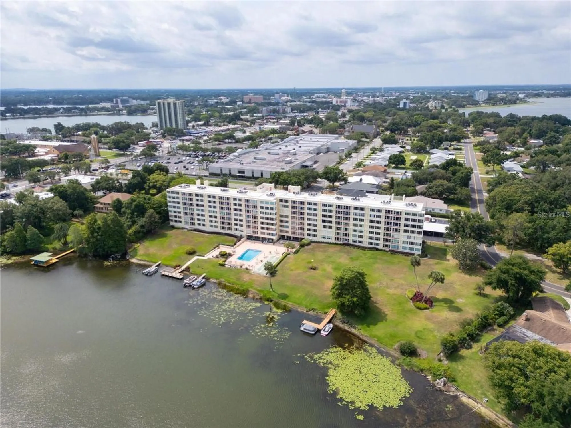 Property Slideshow image 41 of 77 | 700 mirror ter 505, Winter Haven, FL, 33881