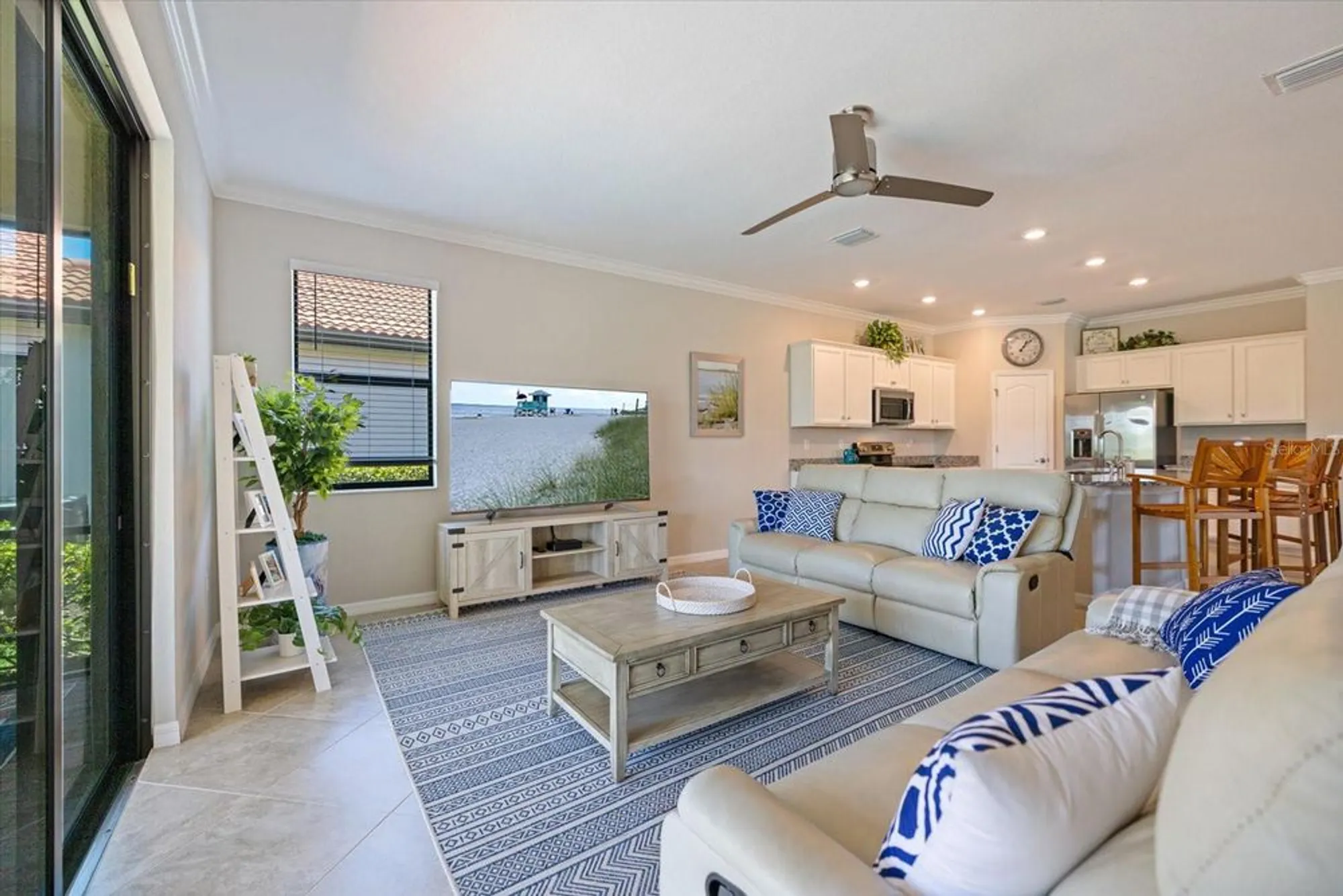 Property Slideshow image 18 of 65 | 10209 fiddlewood dr, Venice, FL, 34293