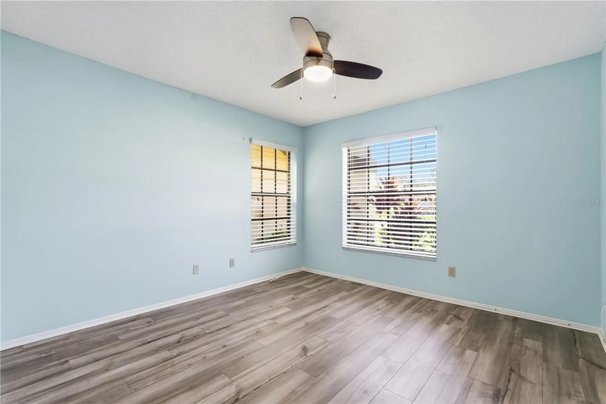 Property Slideshow image 14 of 31 | 3499 cedar ln, Palm Harbor, FL, 34684