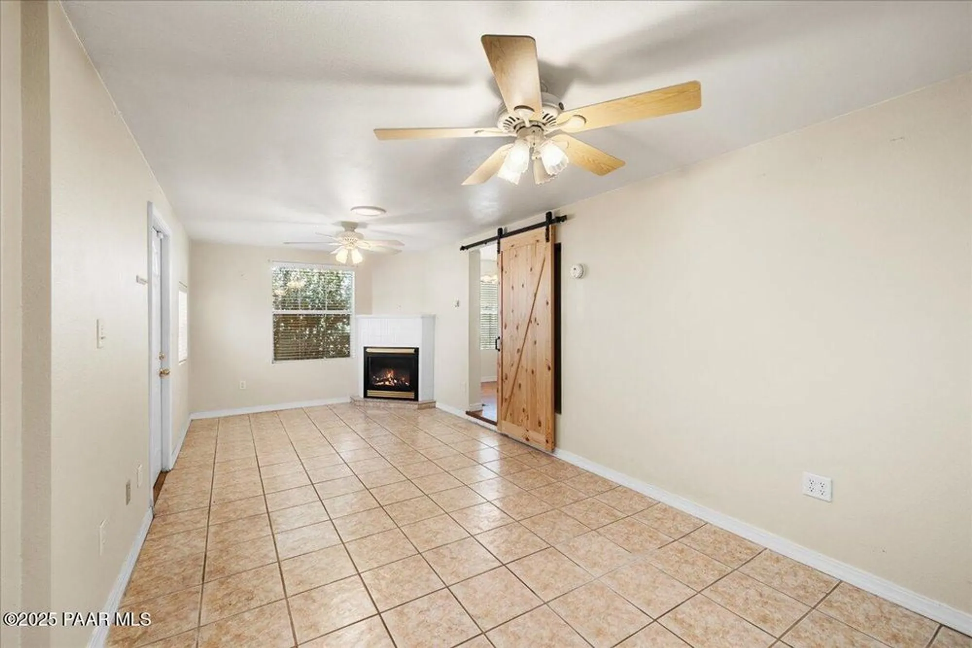 Property Slideshow image 4 of 28 | 649 n vermilion dr, Dewey-Humboldt, AZ, 86327
