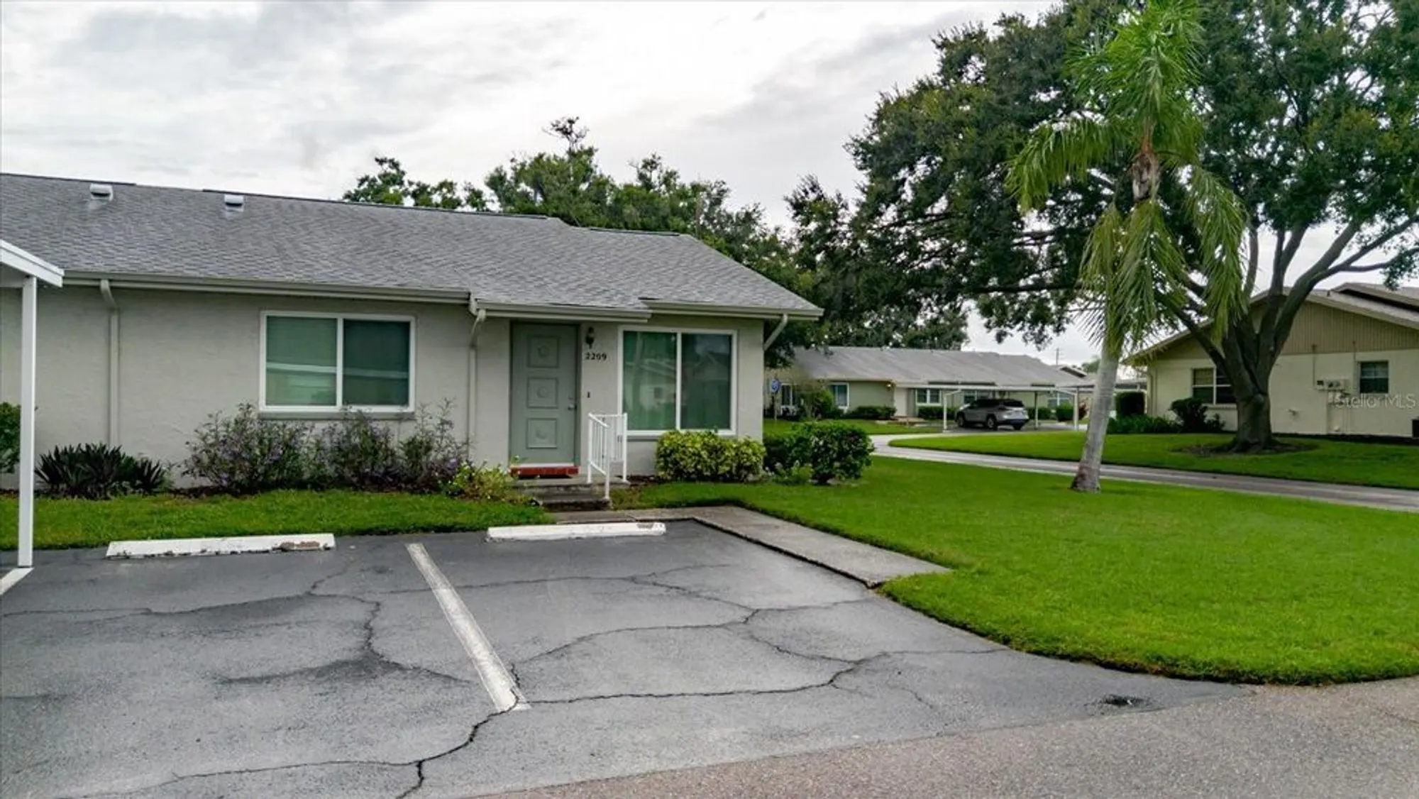 Property Slideshow image 44 of 63 | 2209 grenadier dr, Sun City Center, FL, 33573