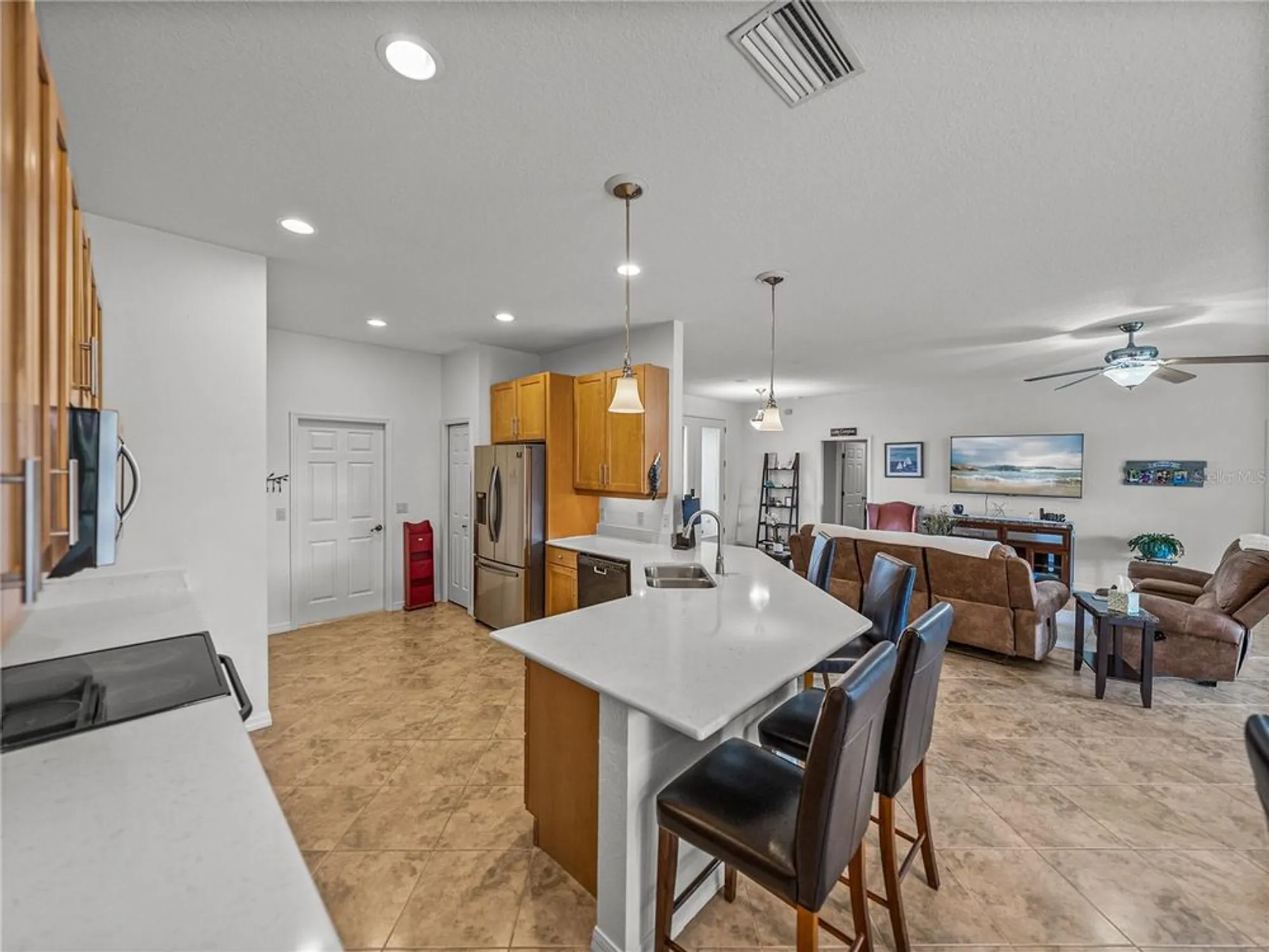 Property Slideshow image 16 of 82 | 4489 strathmore dr, Lake Wales, FL, 33859