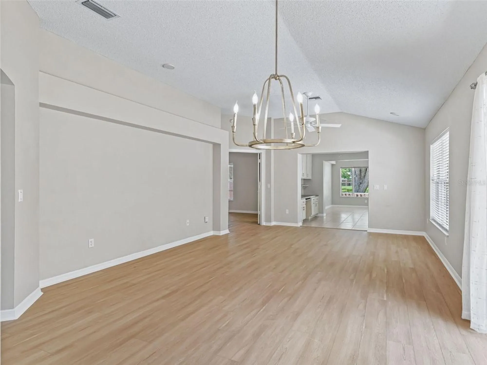 Property Slideshow image 11 of 31 | 1305 santa maria ave, The Villages, FL, 32159