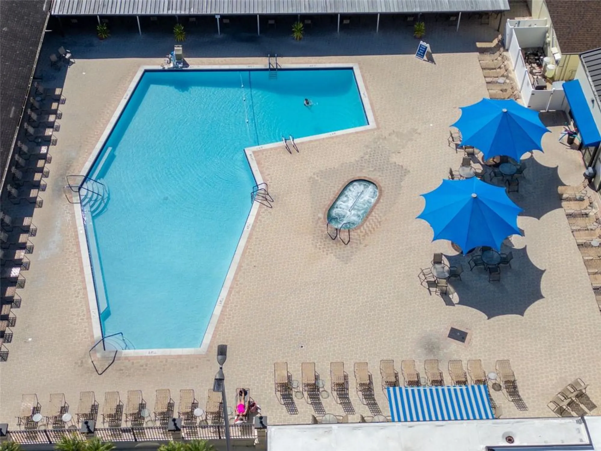 Property Slideshow image 43 of 53 | 735 torrey pines ave, Sun City Center, FL, 33573