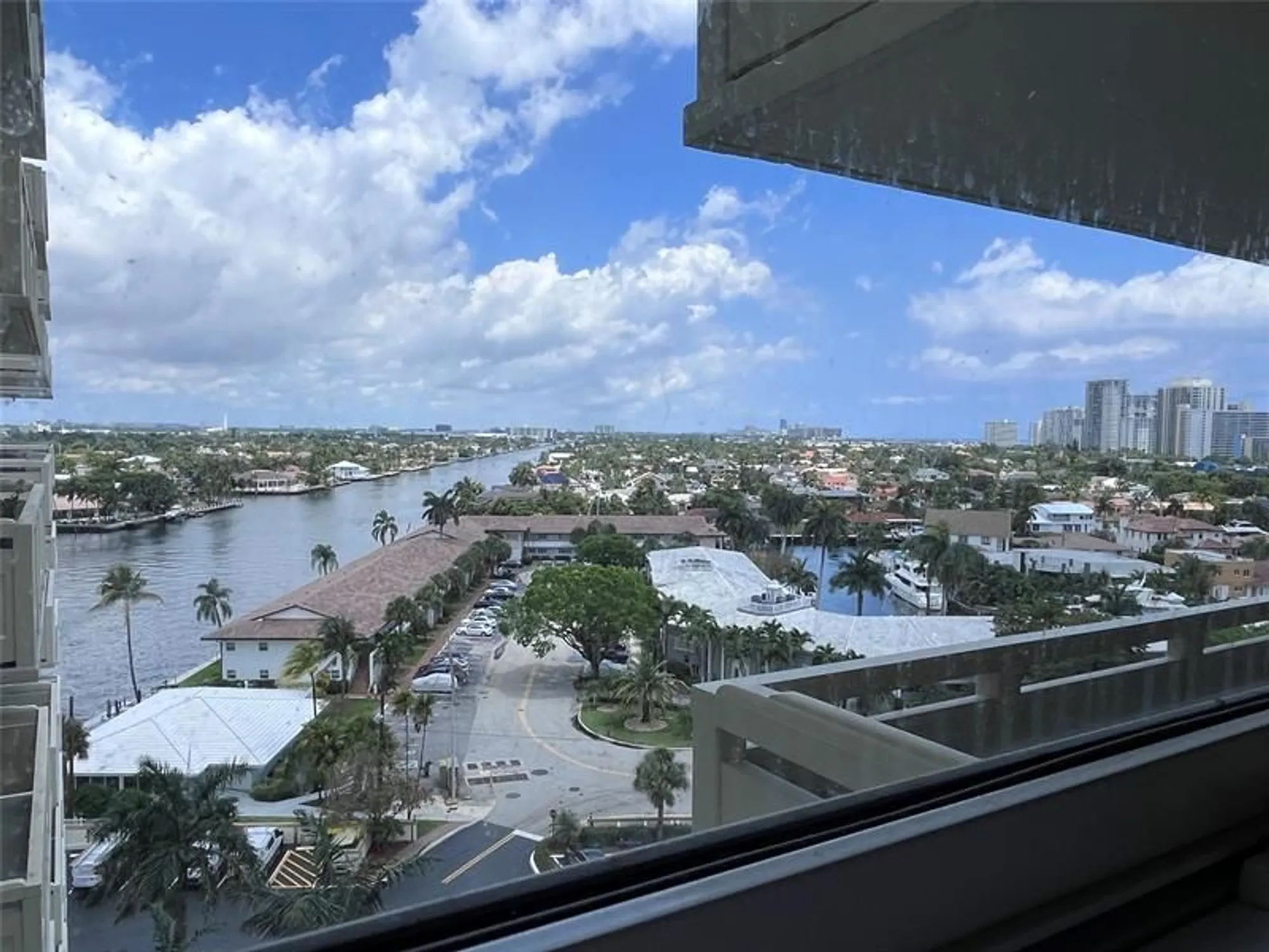 Property Slideshow image 3 of 38 | 3200 ne 36th st 1012, Fort Lauderdale, FL, 33308