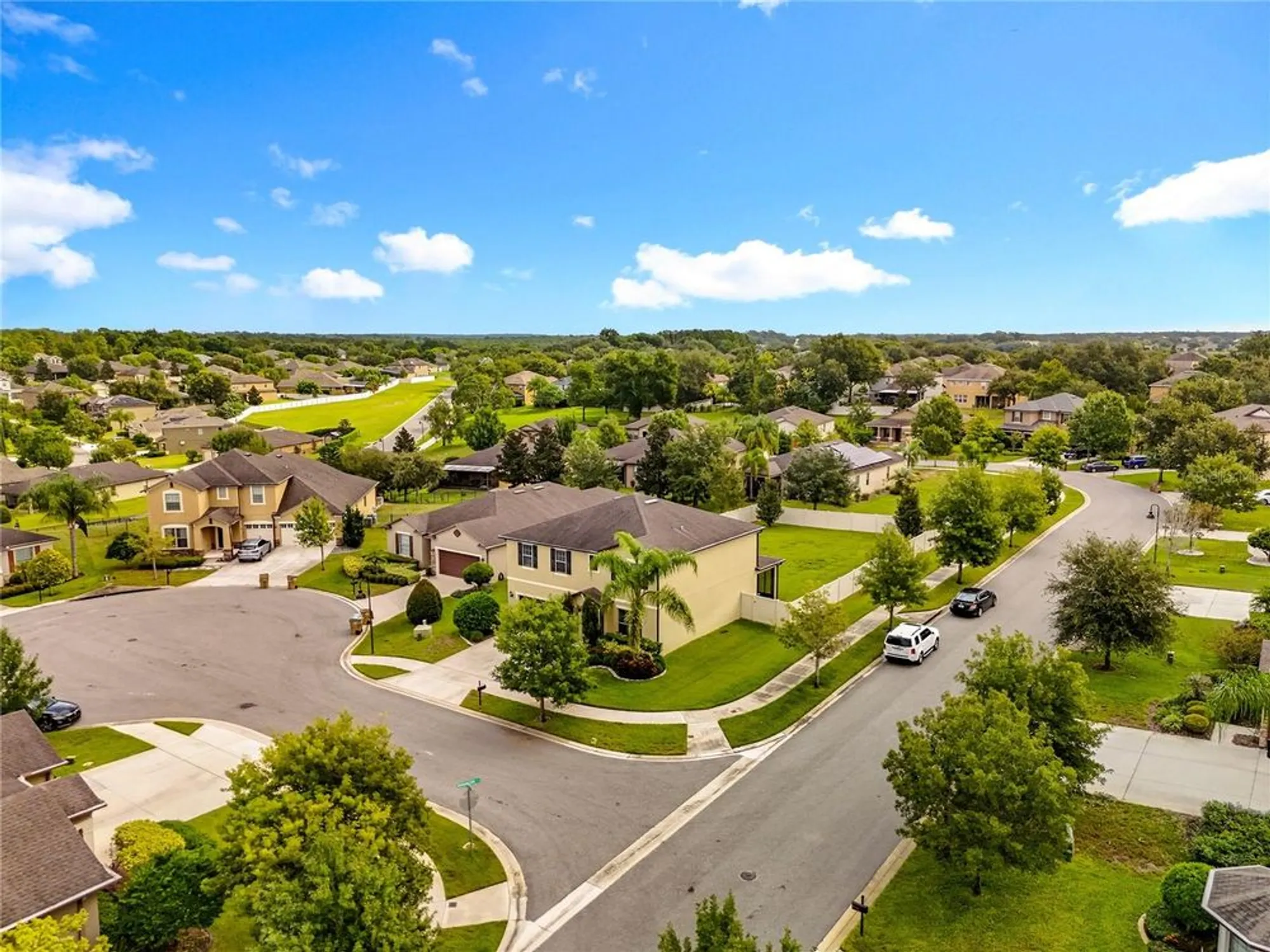 Property Slideshow image 4 of 93 | 21224 noric cv, Mount Dora, FL, 32757