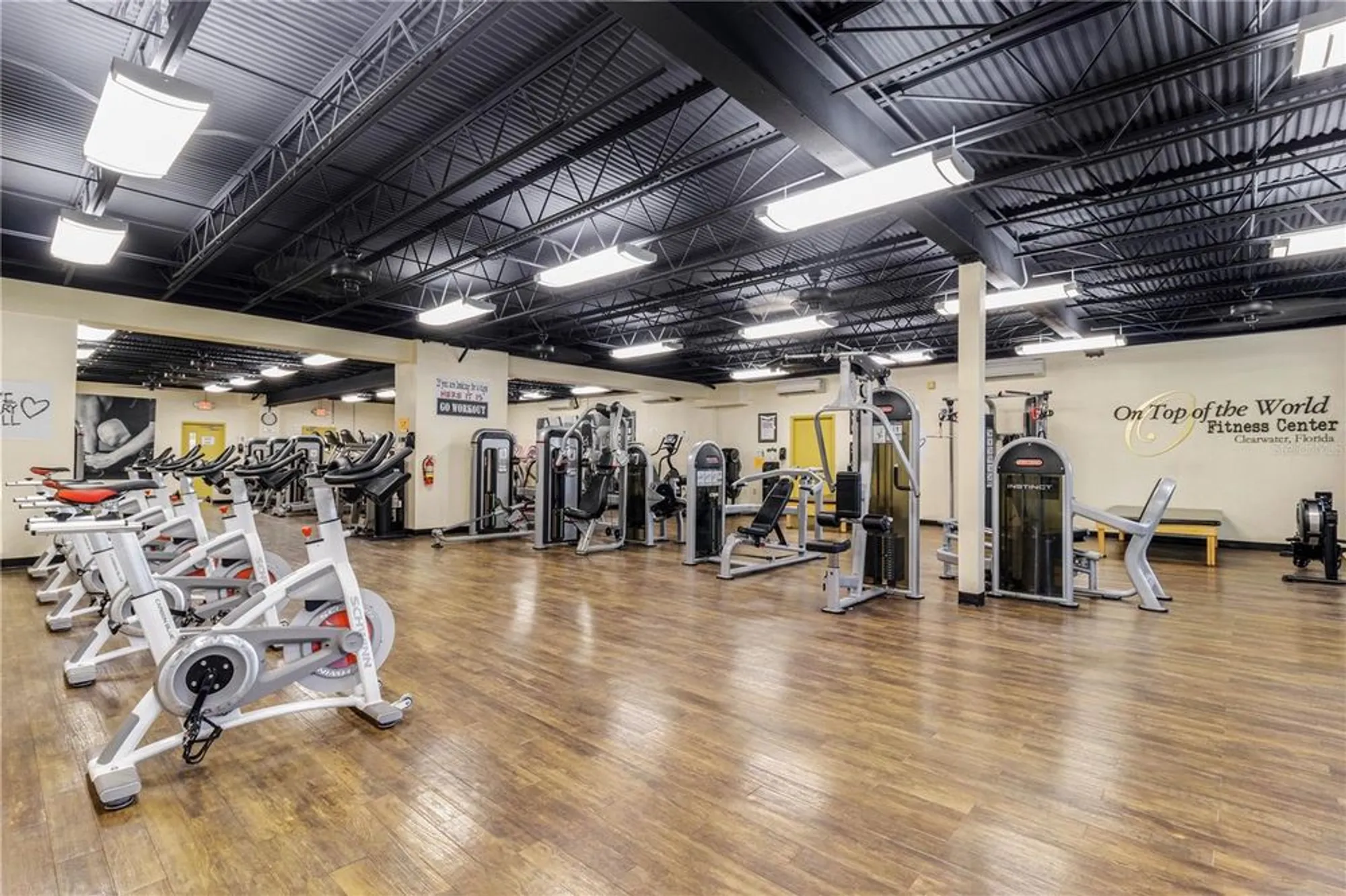 Property Slideshow image 27 of 40 | 2455 finlandia ln 39, Clearwater, FL, 33763