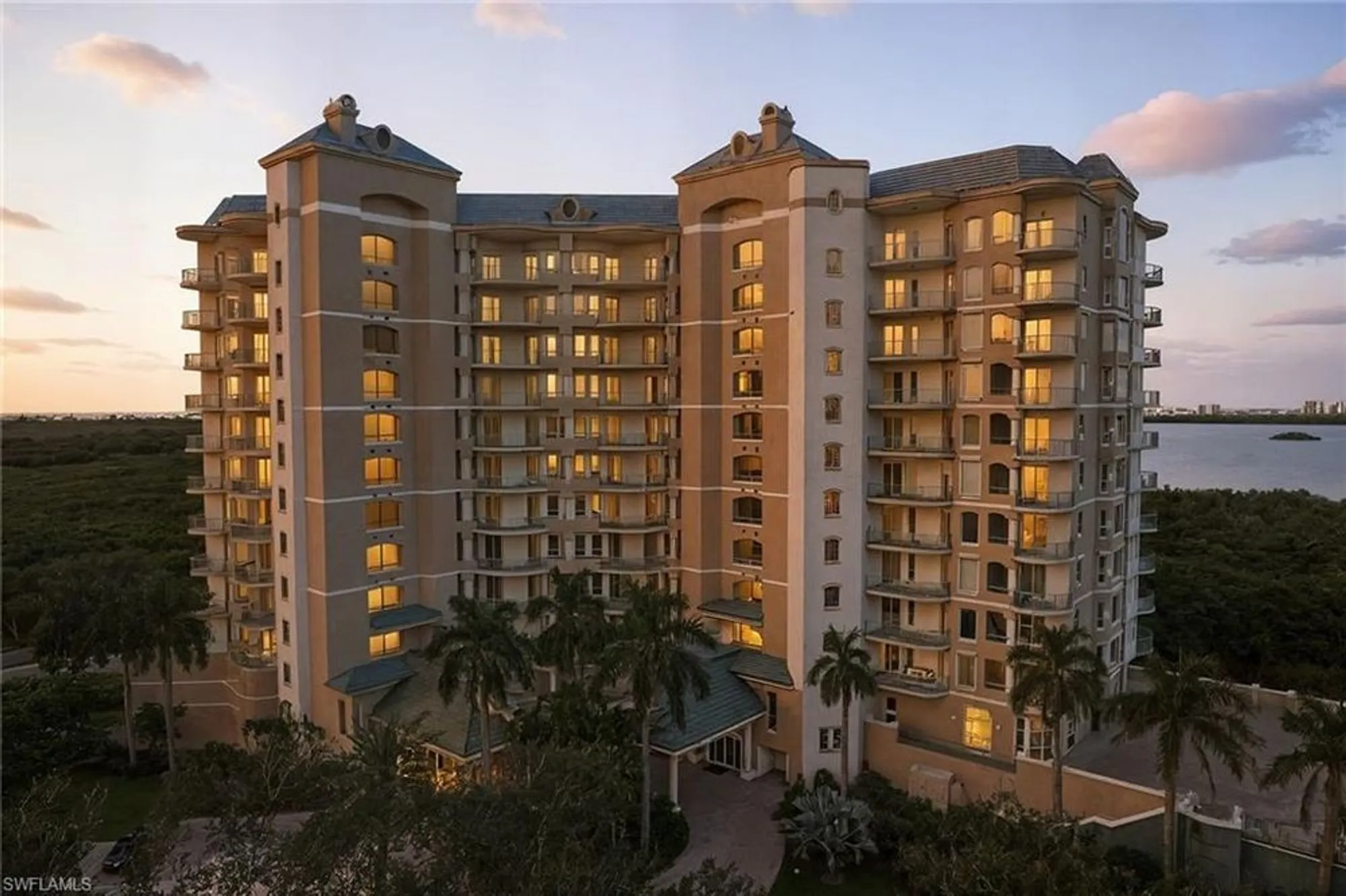 Property Slideshow image 4 of 29 | 4811 island pond ct 1202, Bonita Springs, FL, 34134