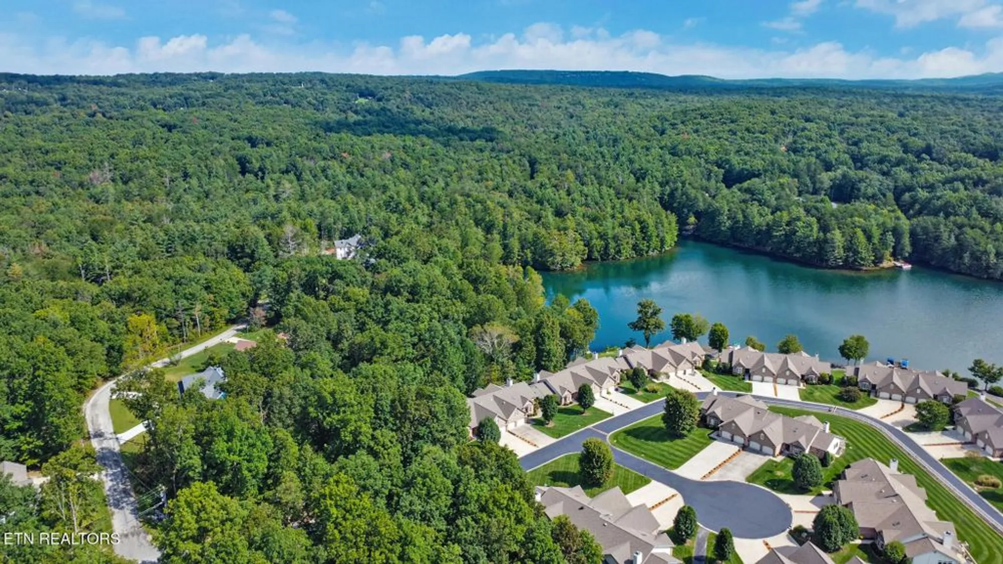 Property Slideshow image 45 of 52 | 123 lafayette pt apt 1, Crossville, TN, 38558