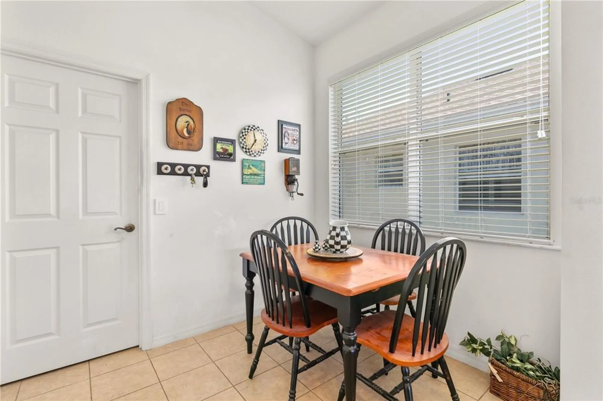 Property Slideshow image 12 of 45 | 112 flame vine way, Groveland, FL, 34736